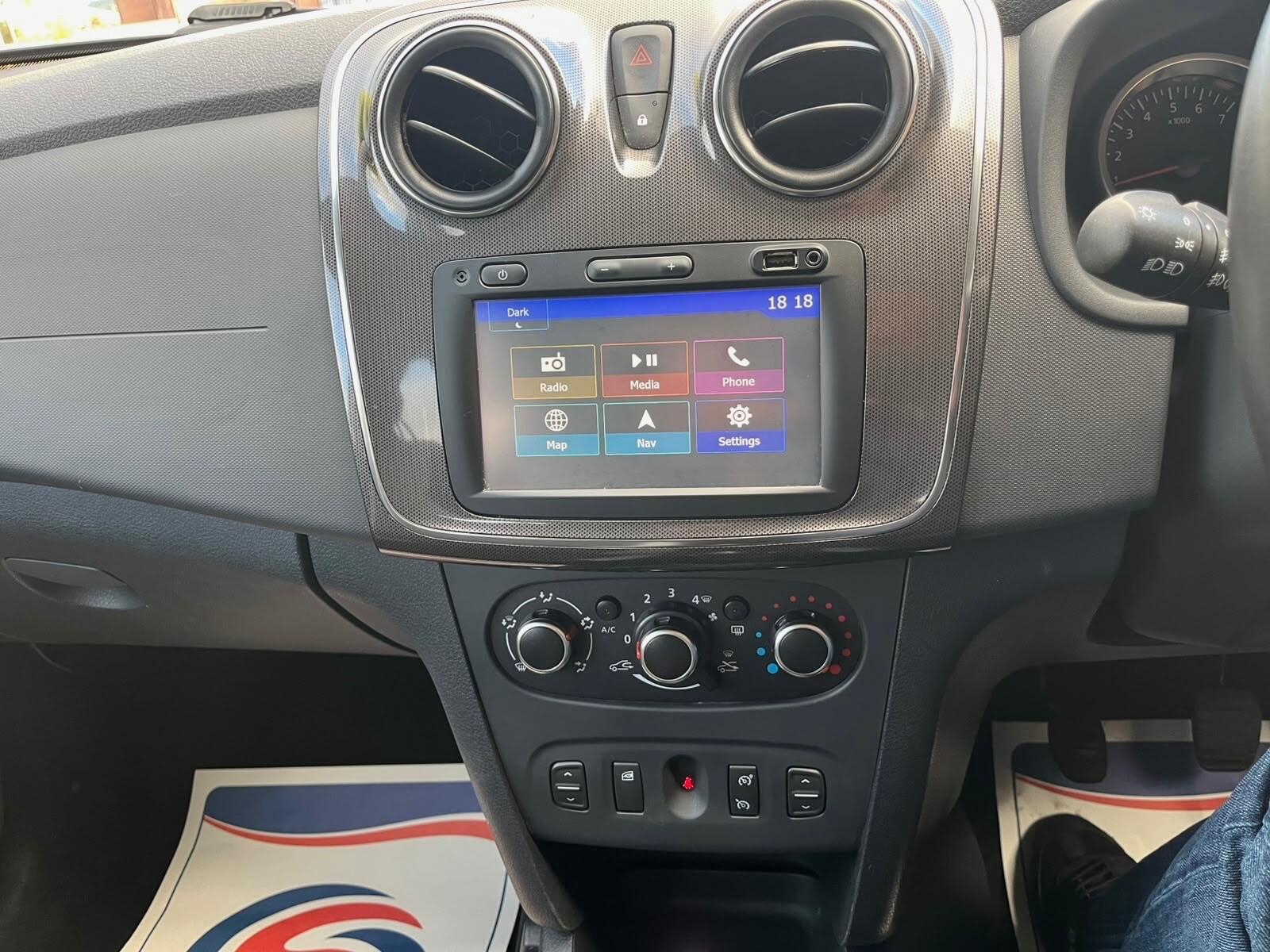 Dacia Sandero view 28