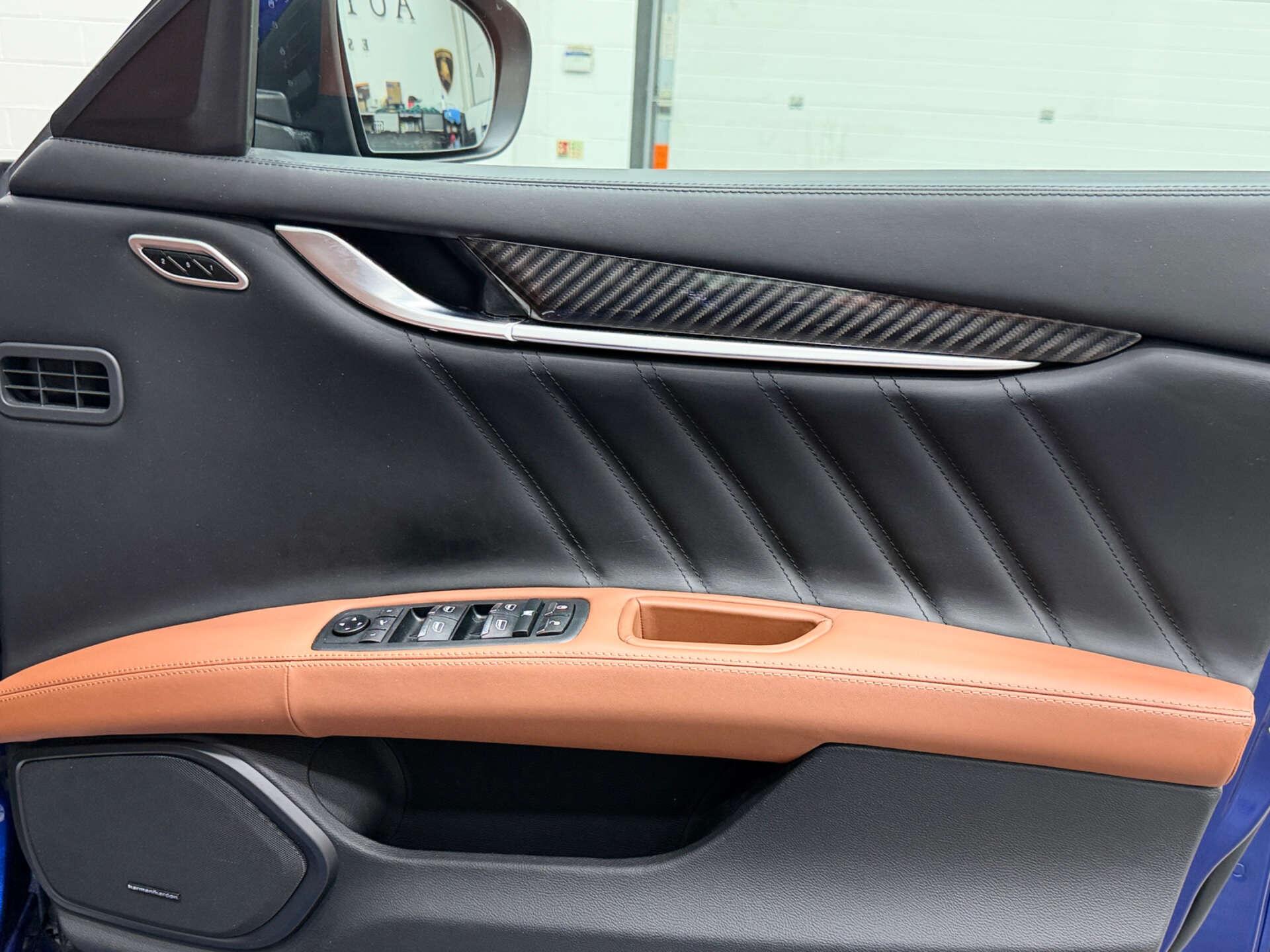 Maserati Ghibli view 44