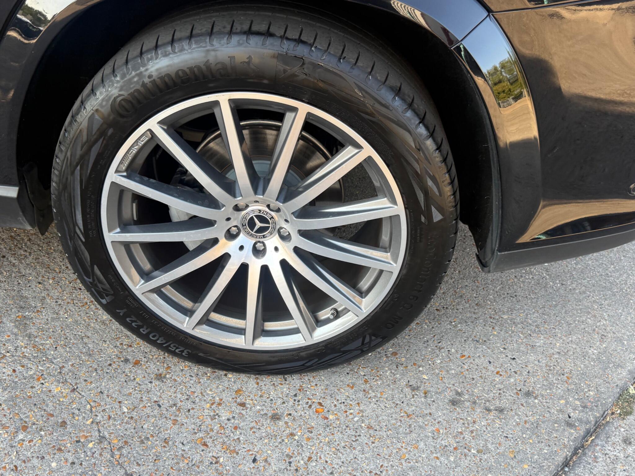 Mercedes-Benz GLS view 7