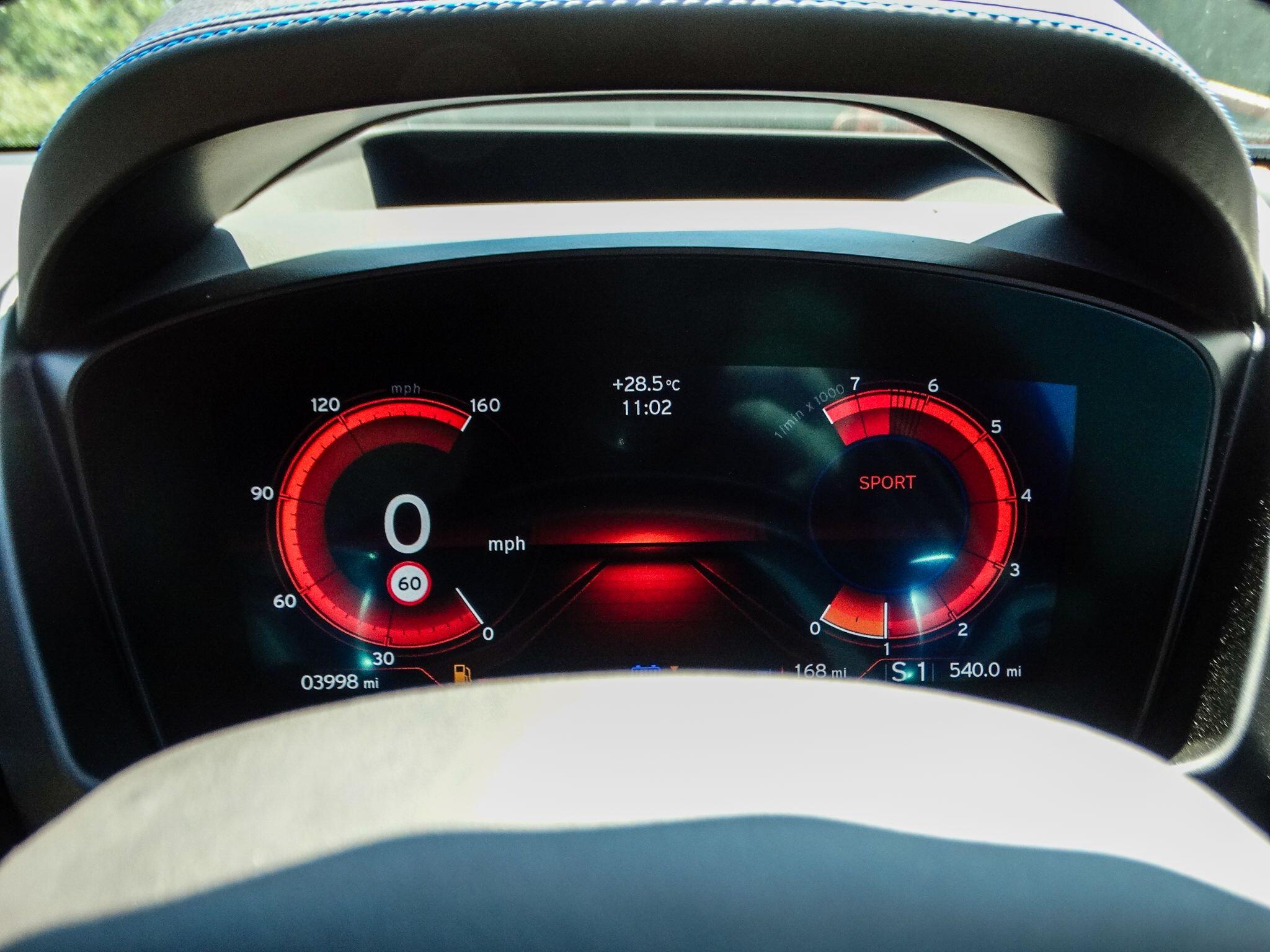 BMW I8 view 23