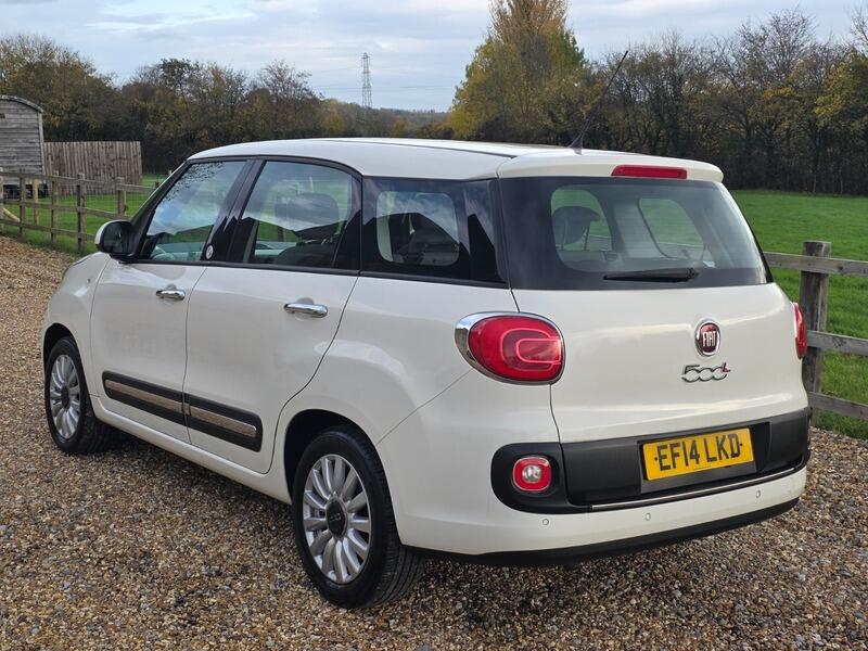 2014 Fiat 500L image 13