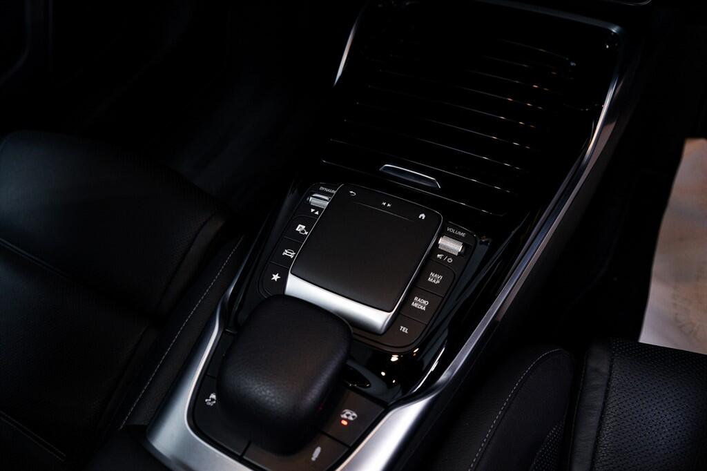 Mercedes-Benz A-Class view 27