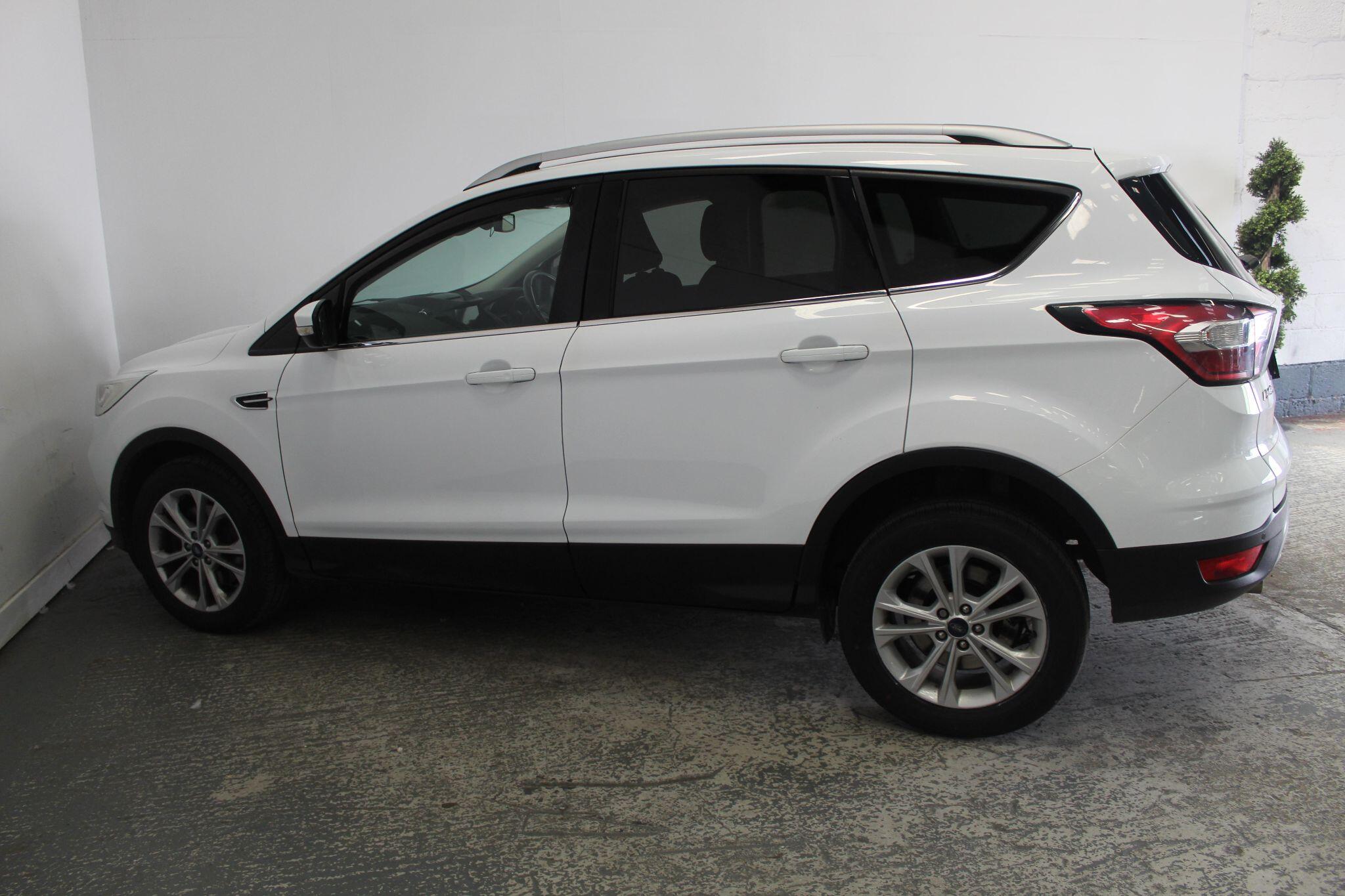 Ford Kuga view 10