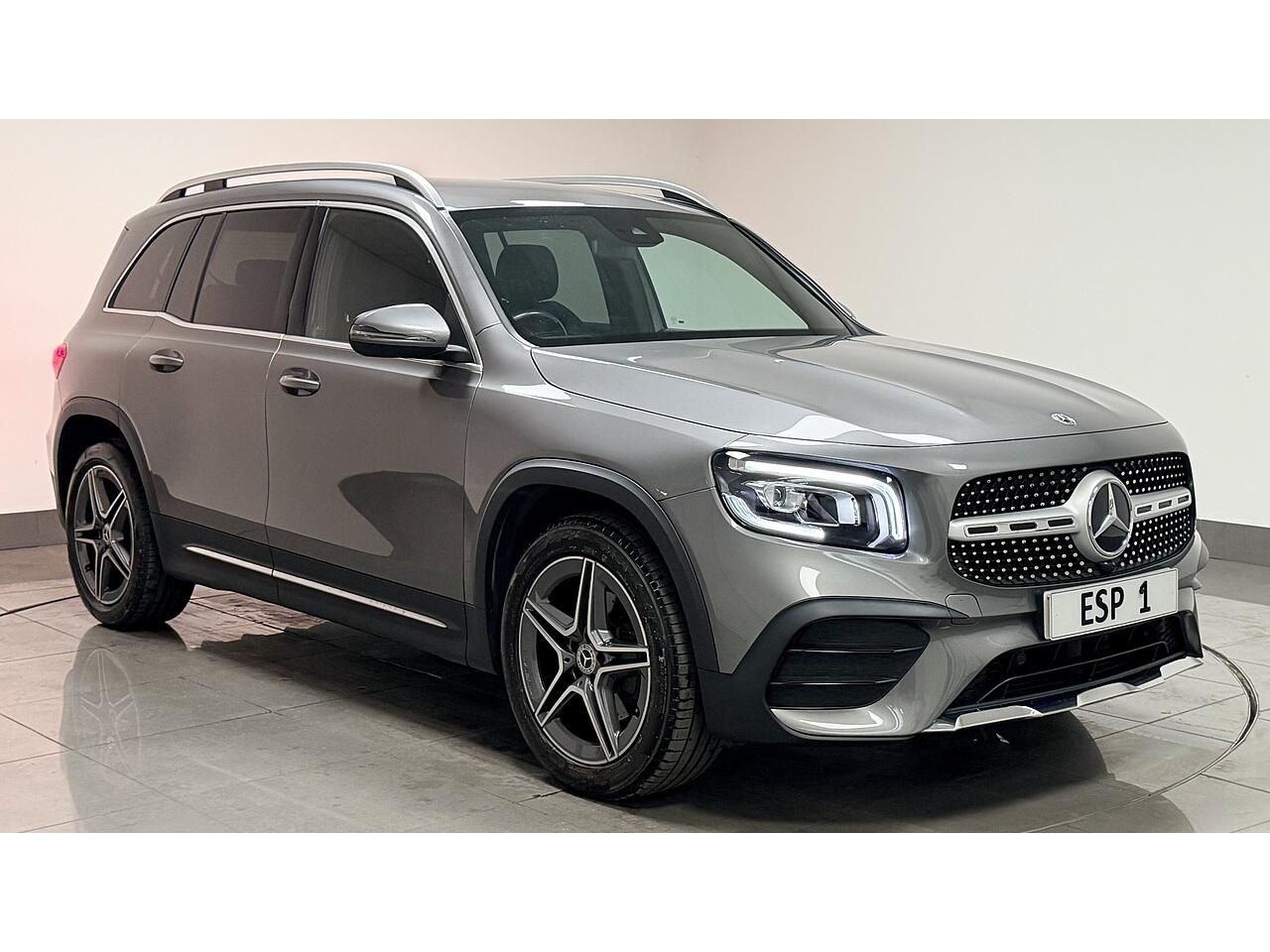 Mercedes-Benz GLB view 10