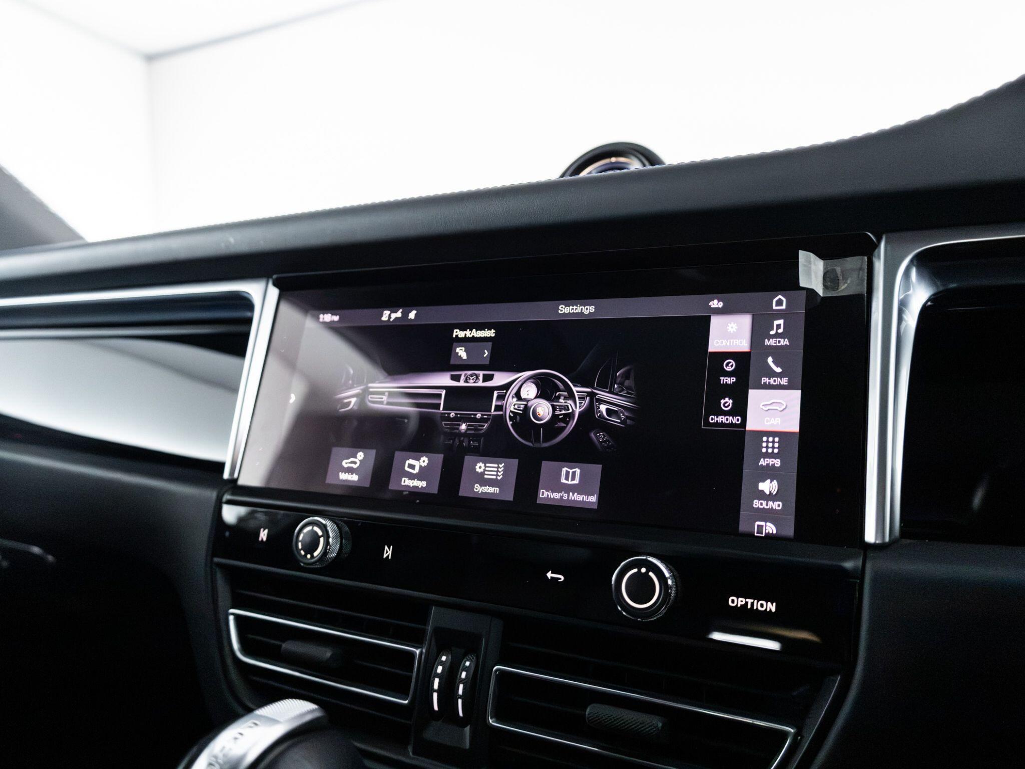 Porsche Macan view 58