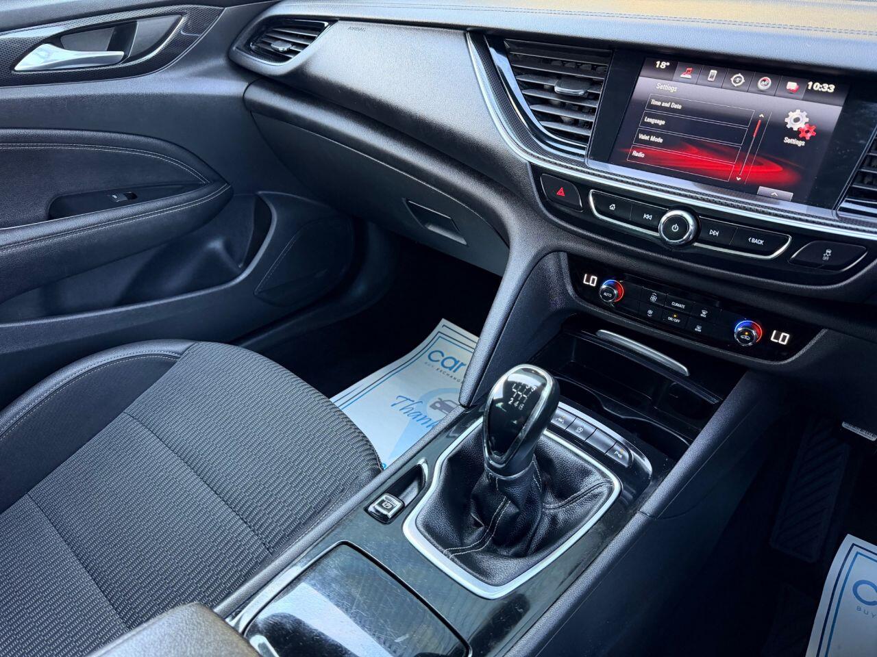 Vauxhall Insignia view 34