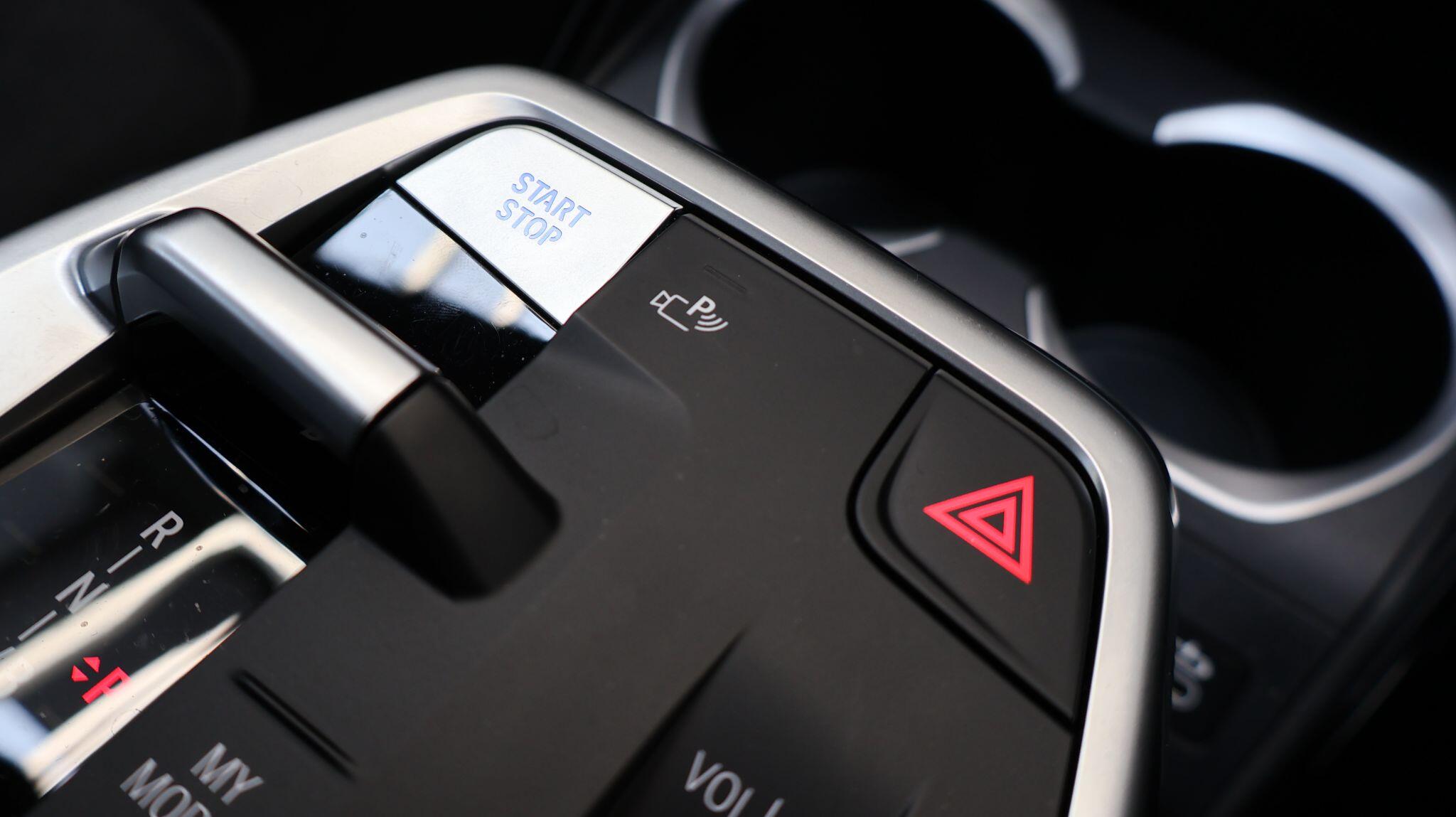 BMW iX2 view 34