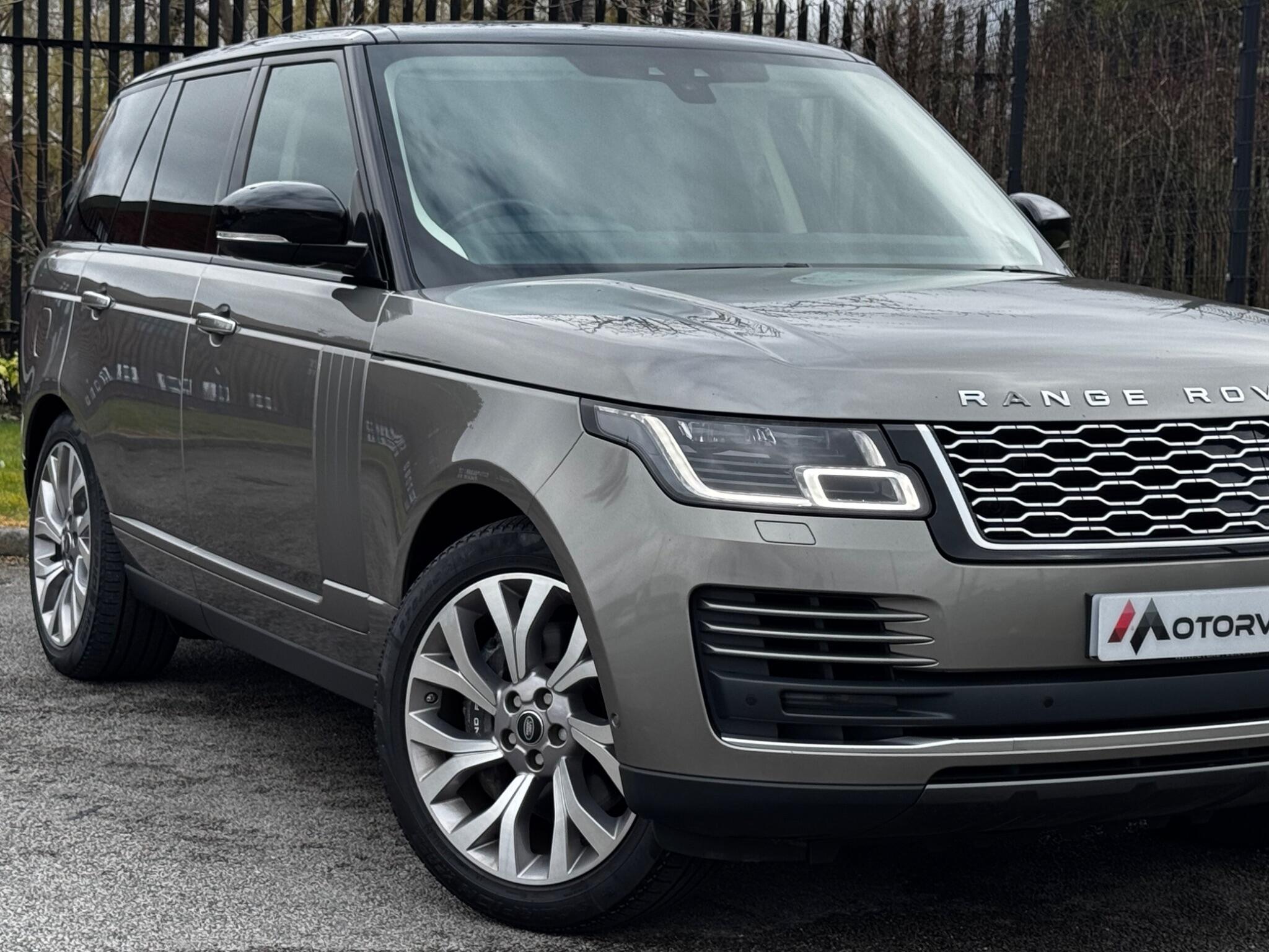 Land Rover Range Rover view 5
