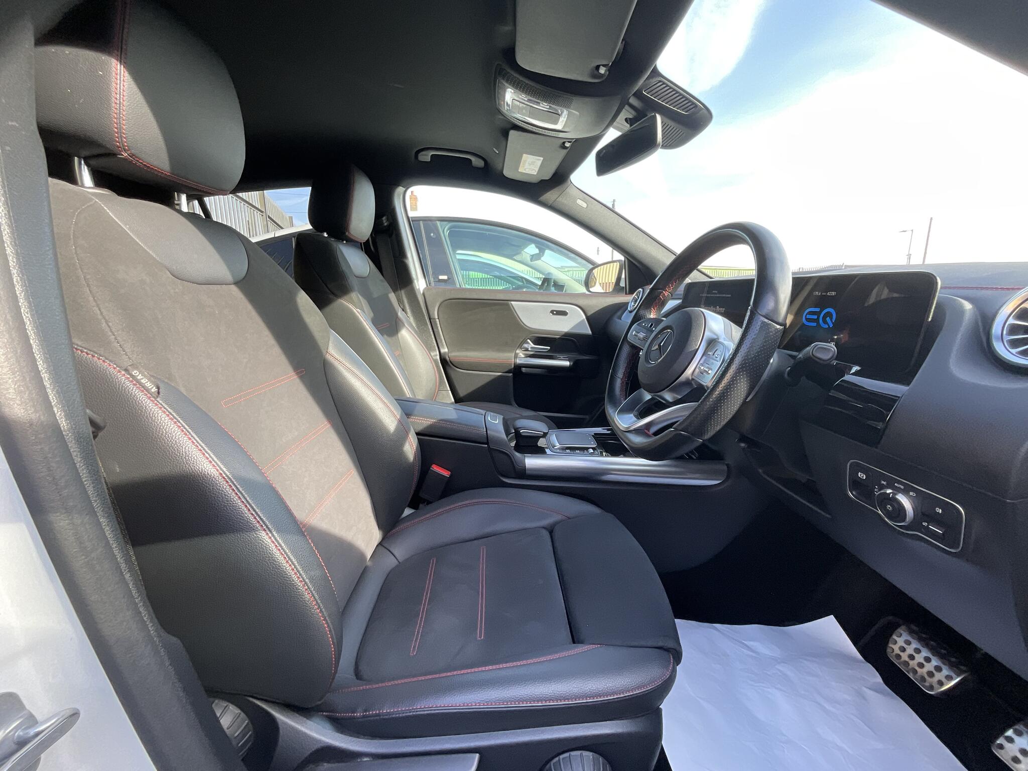 Mercedes-Benz Eqa view 9