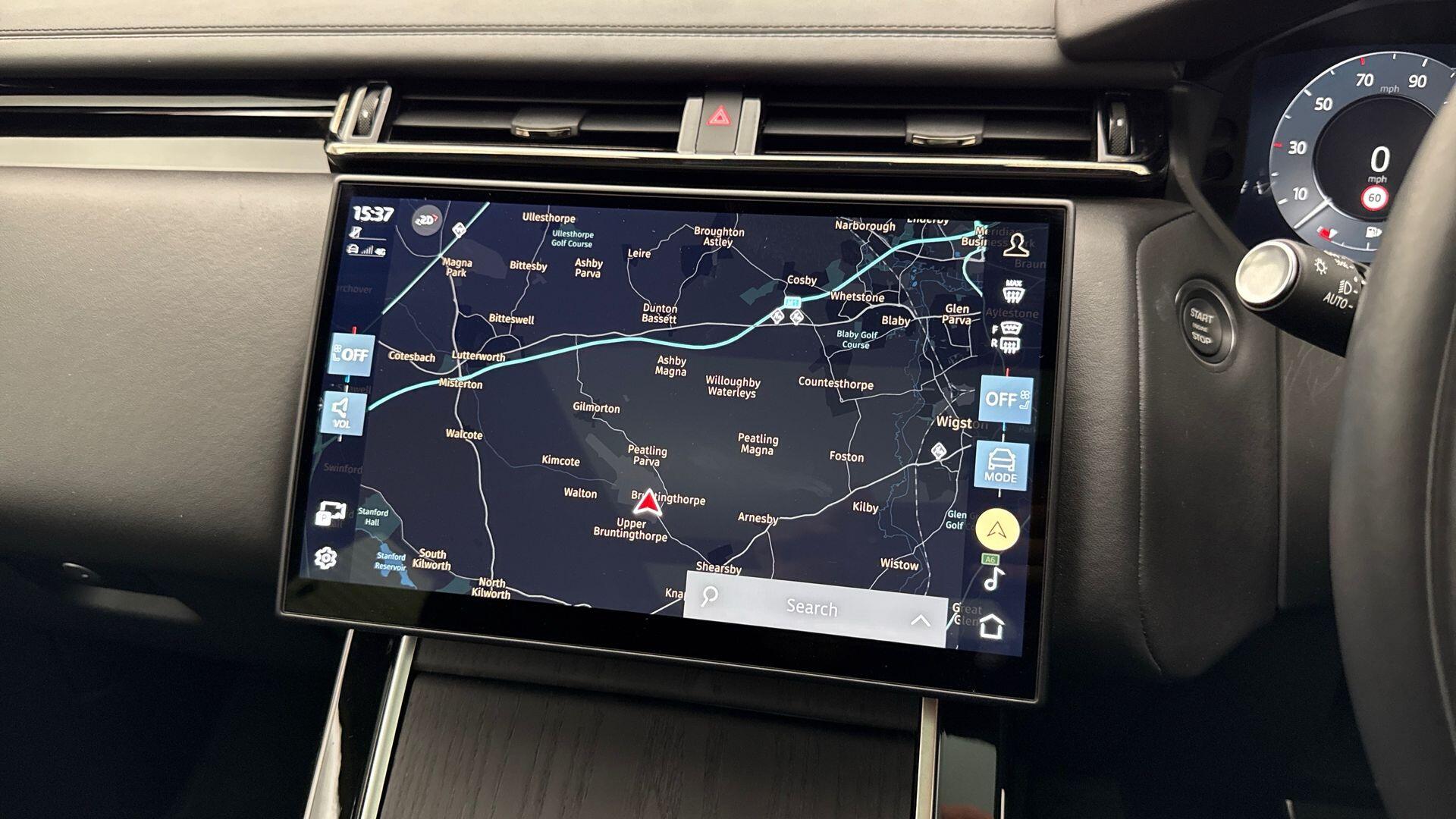 Land Rover Range Rover Velar view 11
