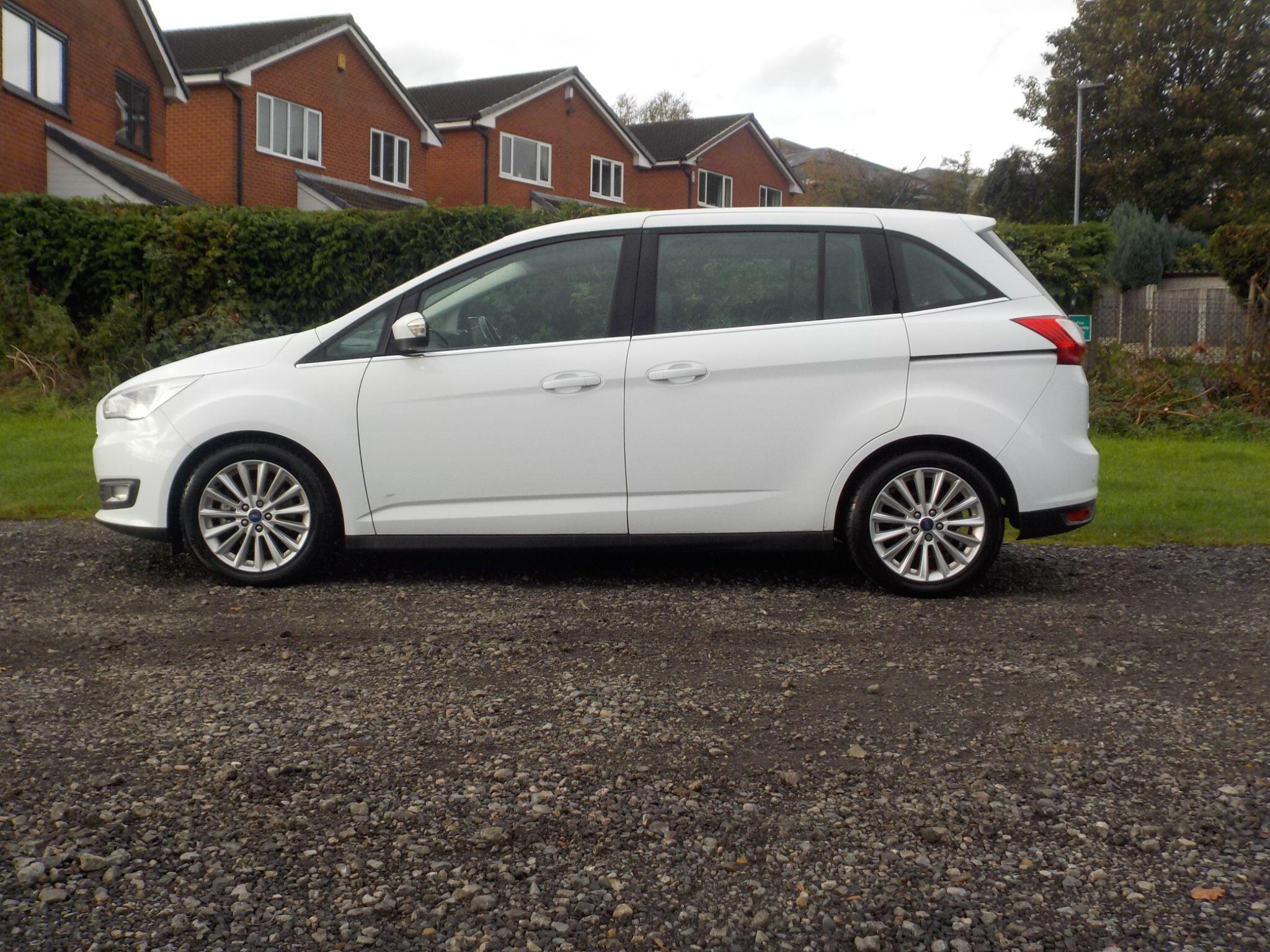 Ford Grand C-Max 1.5 TDCi Titanium Euro 6 (s/s) 5dr