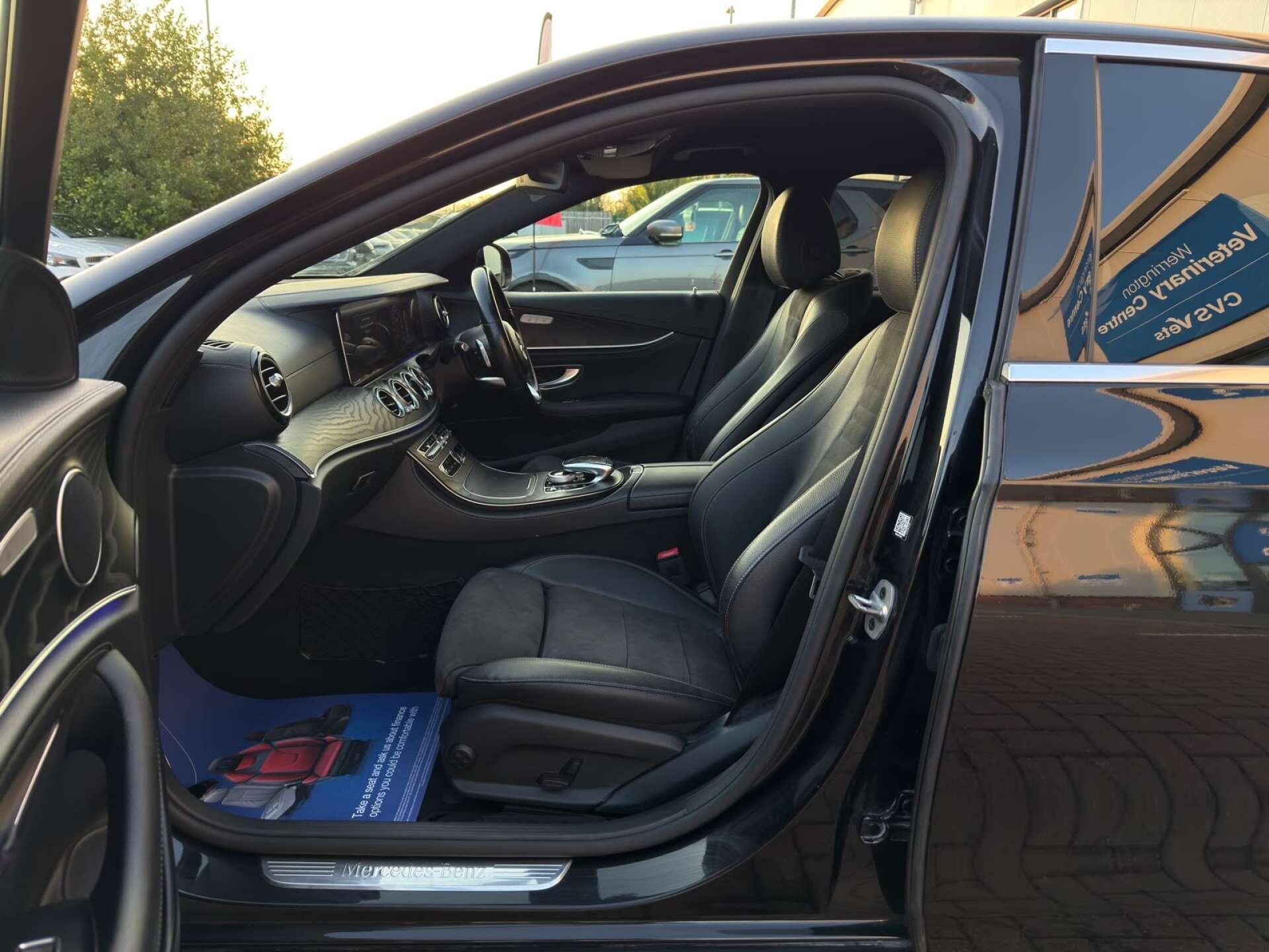 Mercedes-Benz E Class view 50