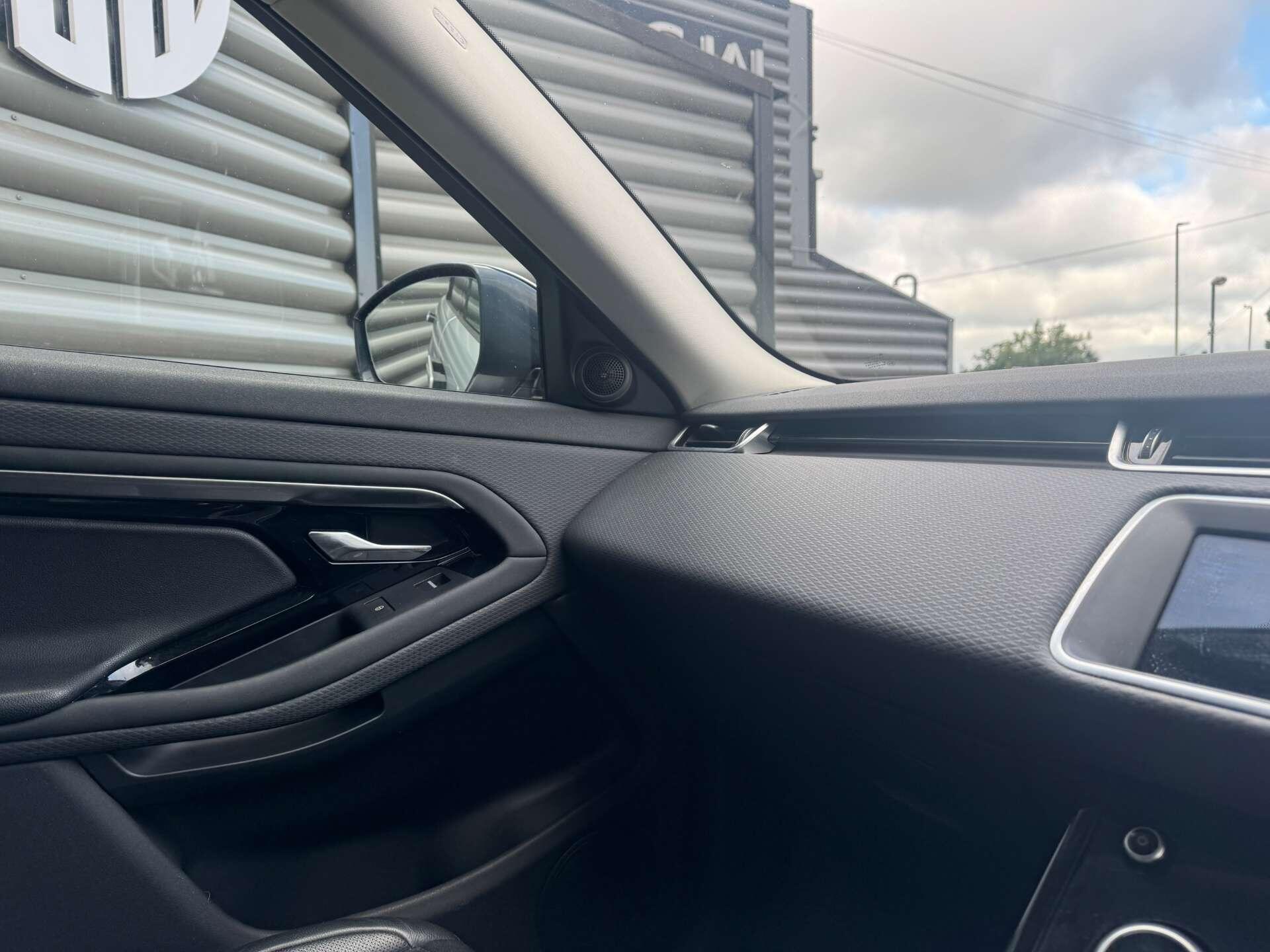 Land Rover Range Rover Evoque view 15
