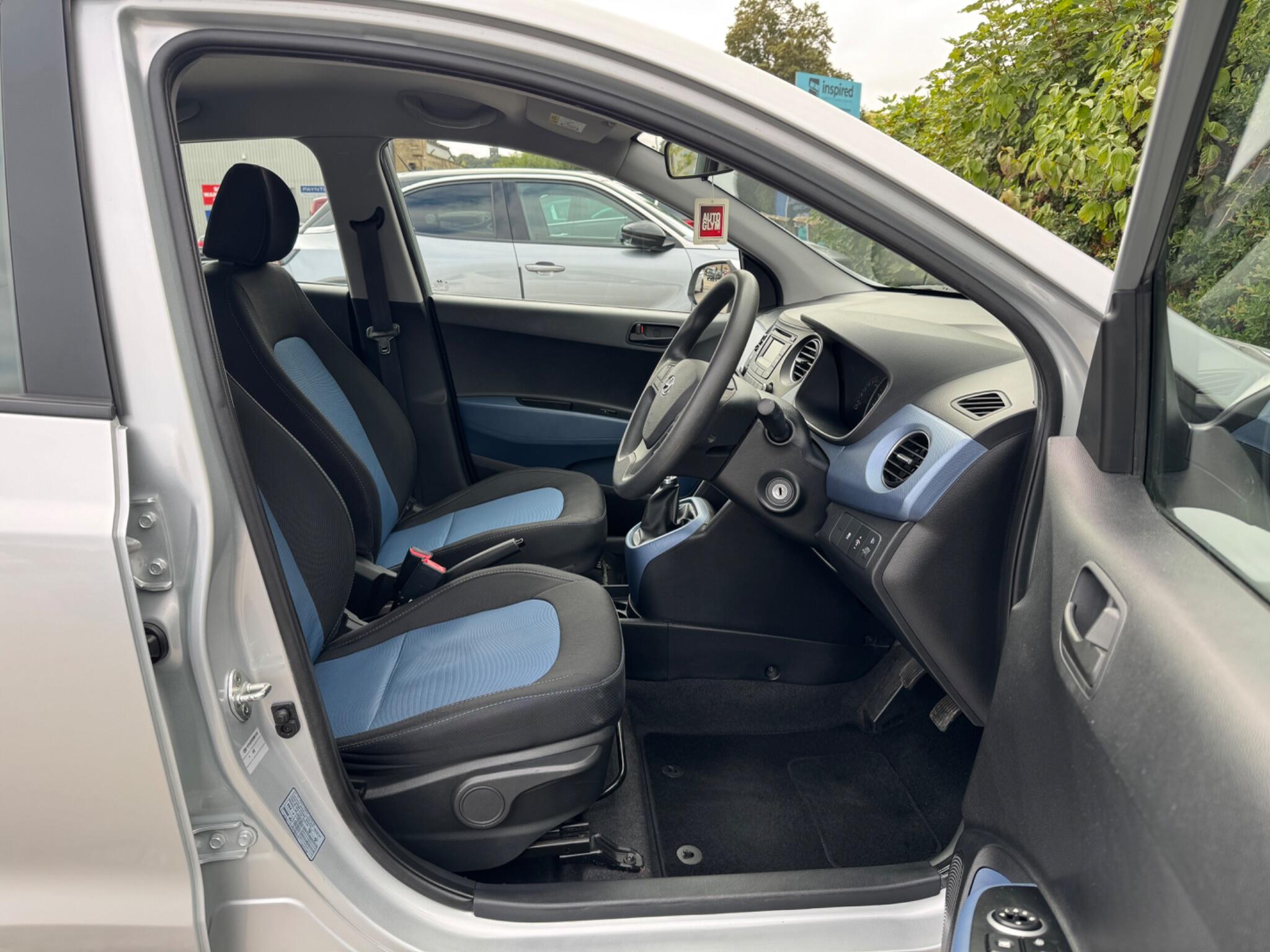 Hyundai I10 view 24