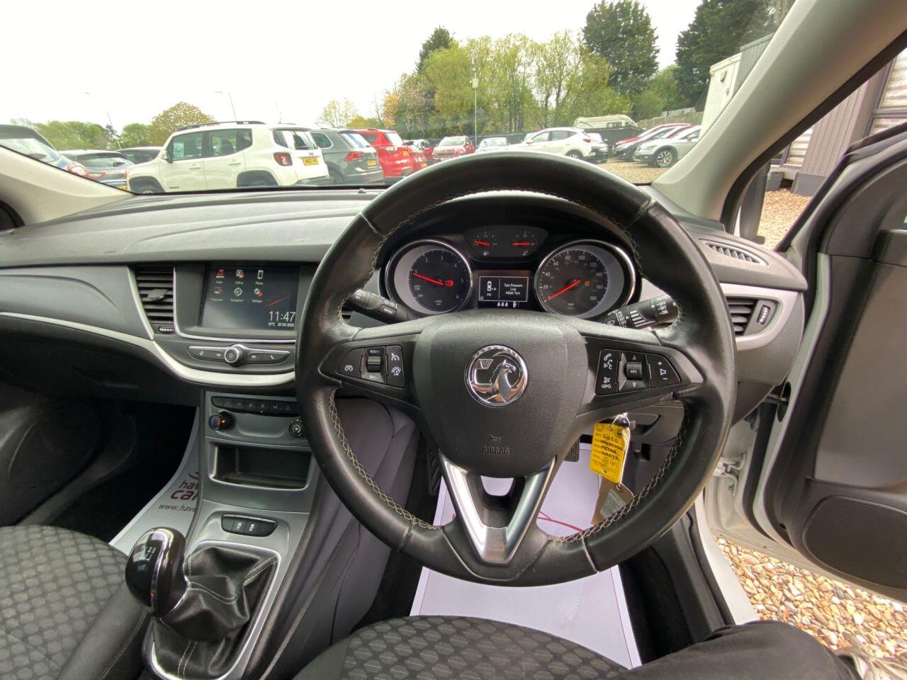 Vauxhall Astra view 18