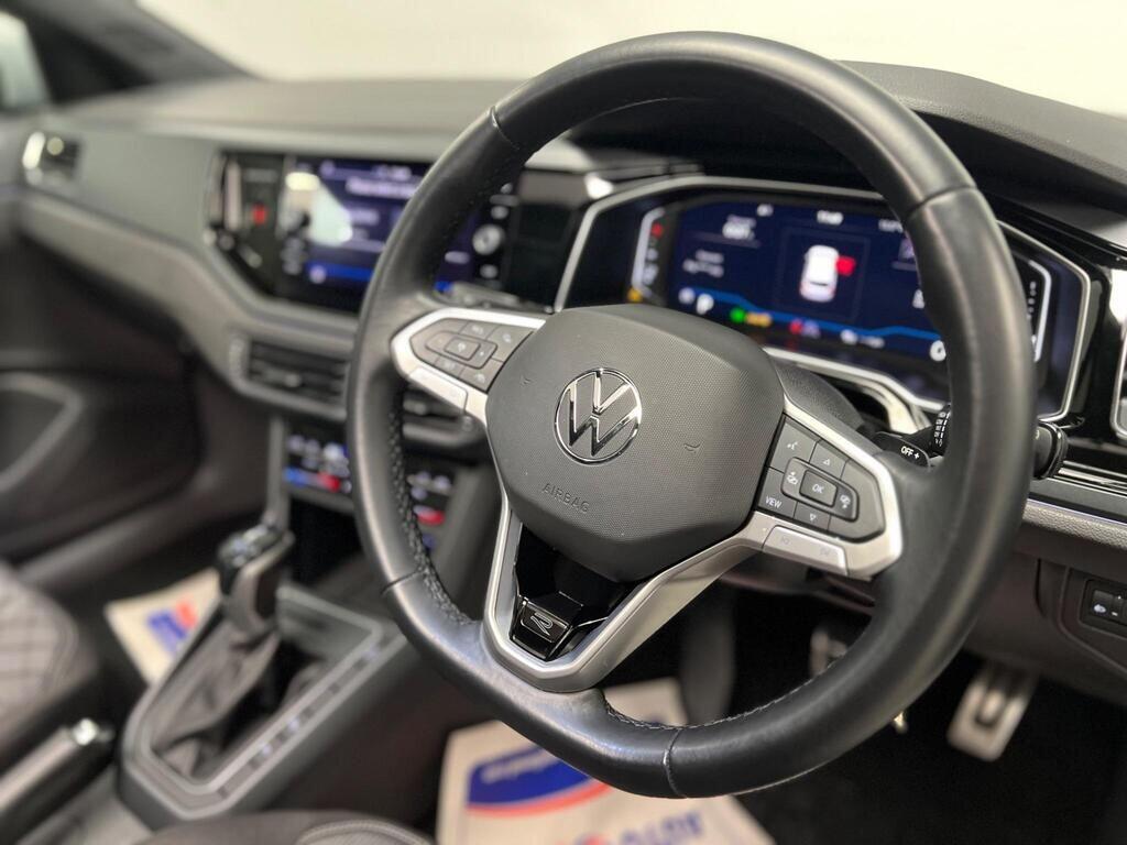 Volkswagen Polo view 24