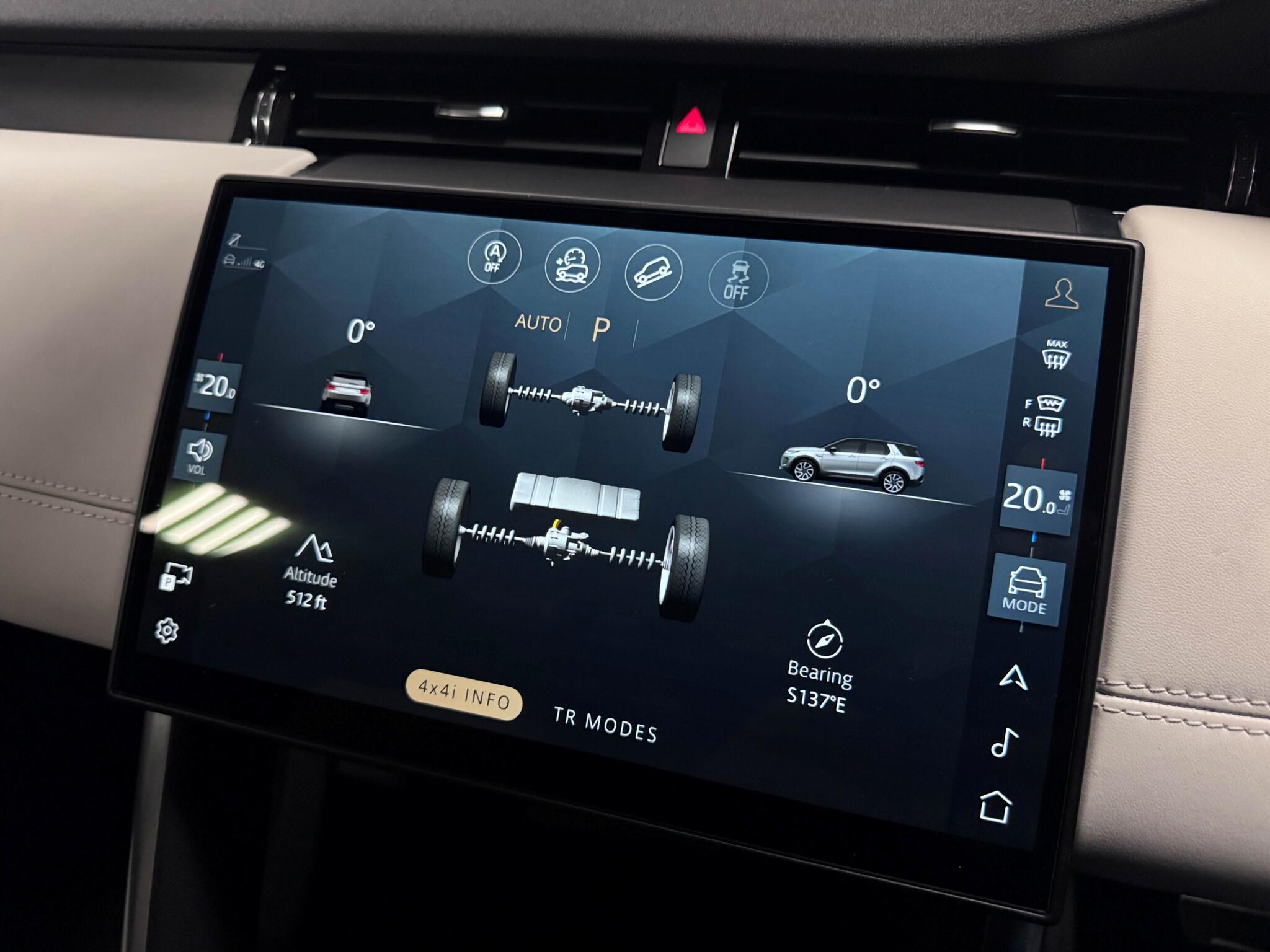 Land Rover Discovery Sport view 47