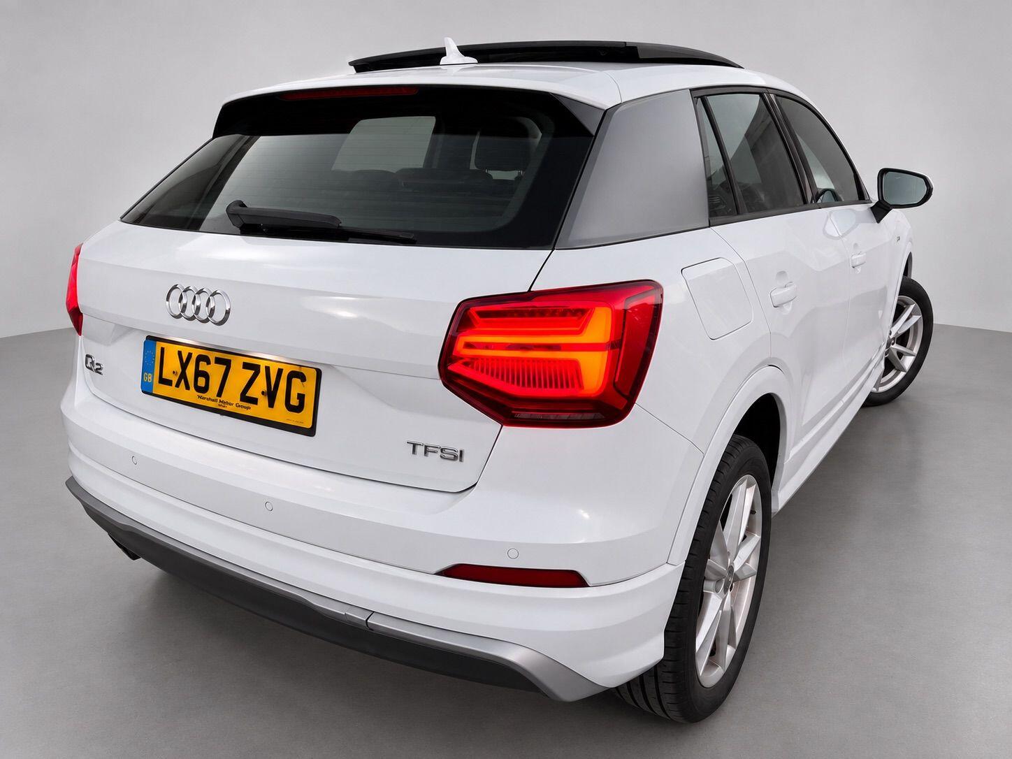 Audi Q2 view 14