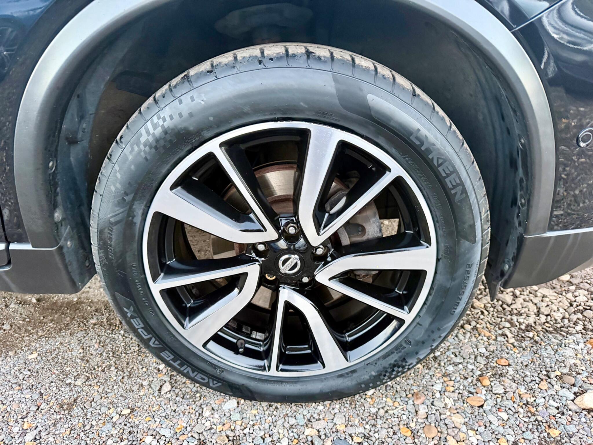 Nissan X-Trail view 41