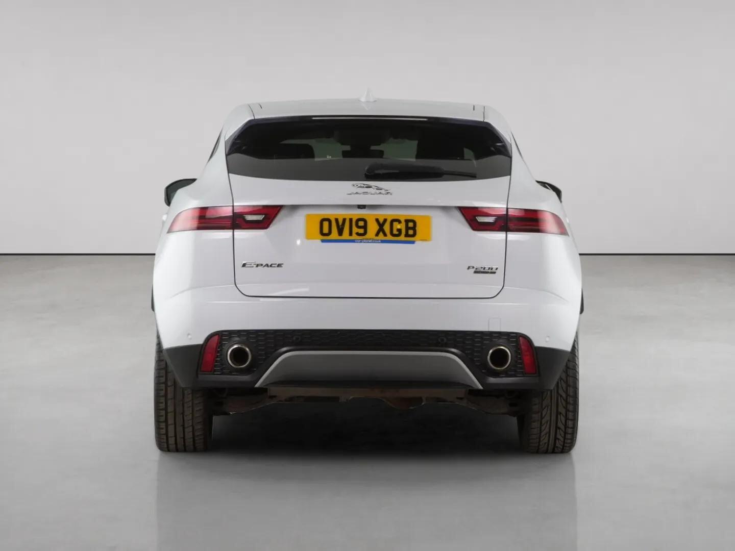 Jaguar E-Pace view 7