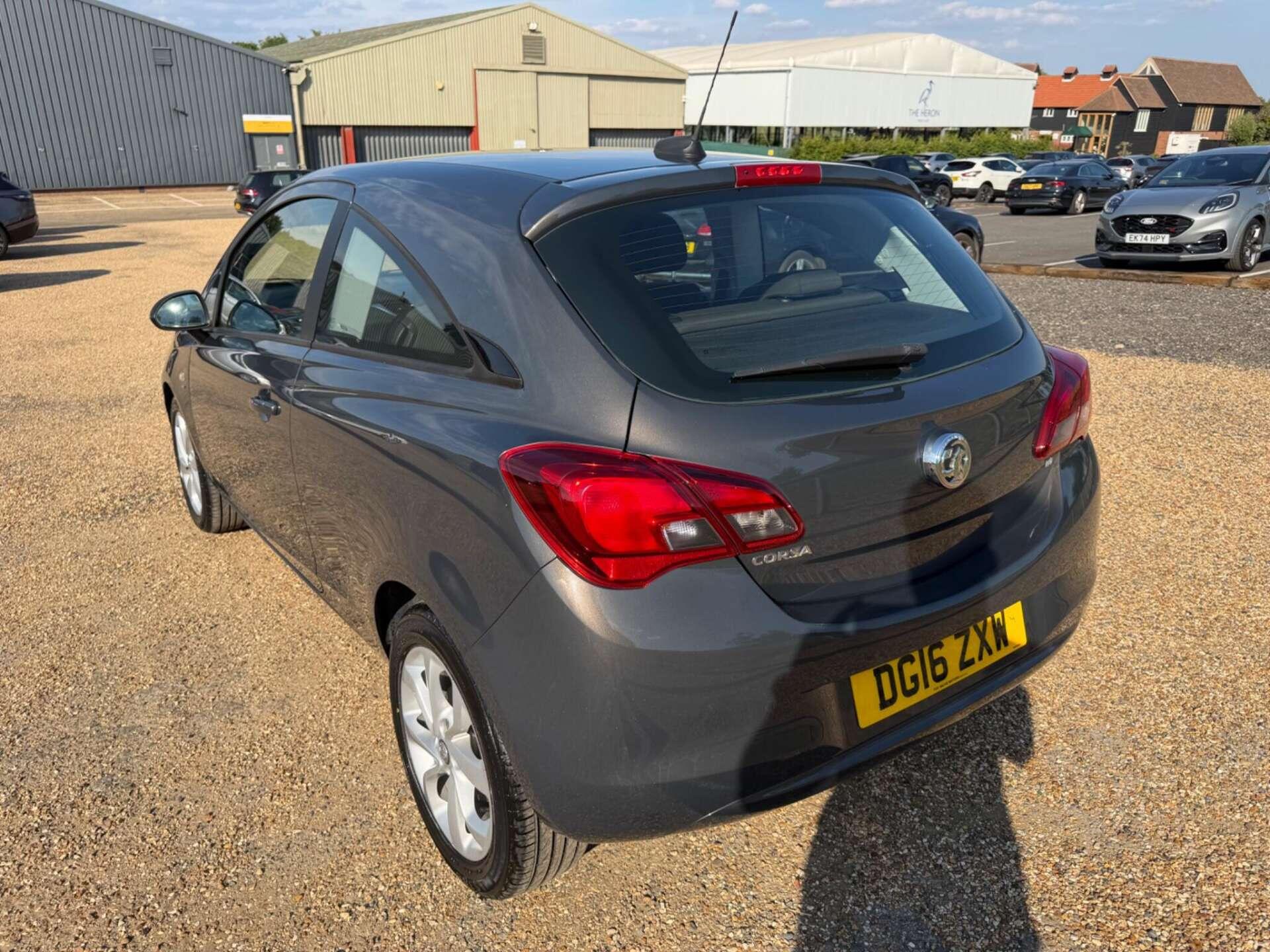 Vauxhall Corsa view 4