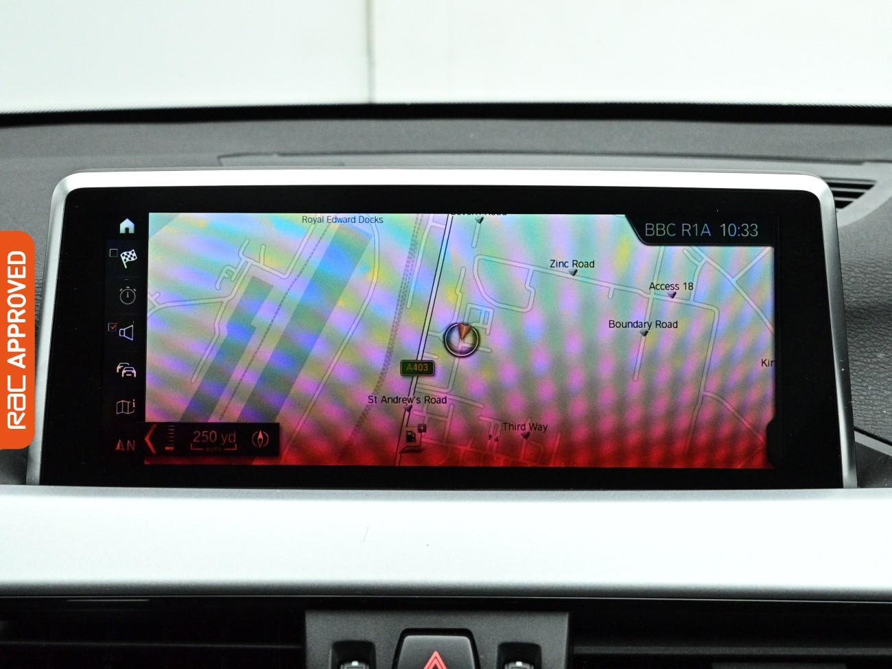 BMW X1 view 3