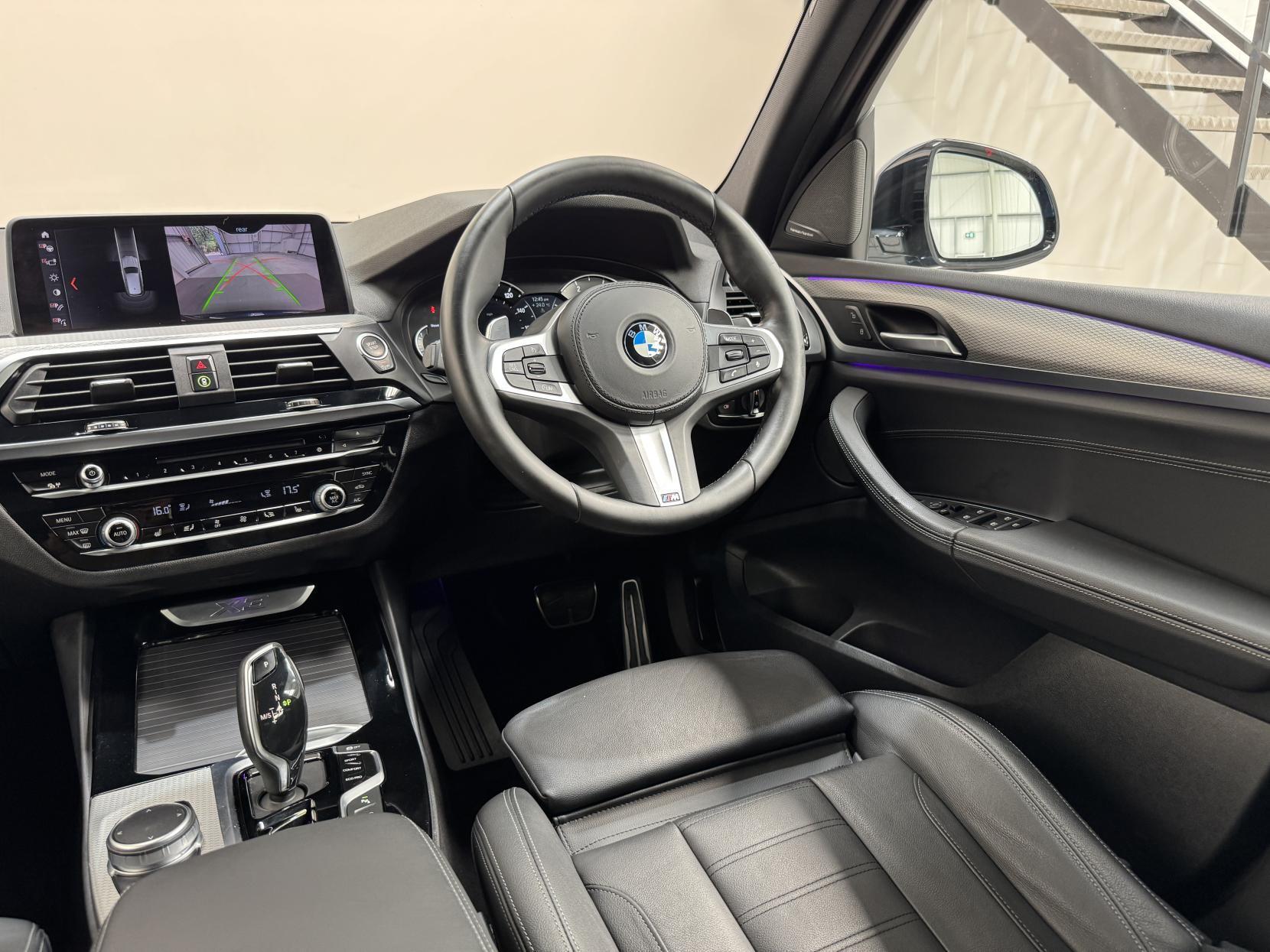 BMW X3 view 17