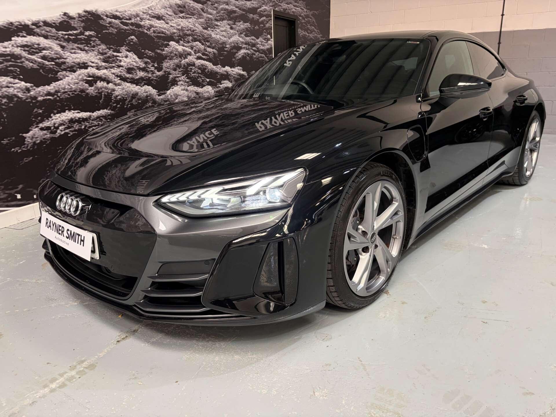 Audi E-Tron GT view 6