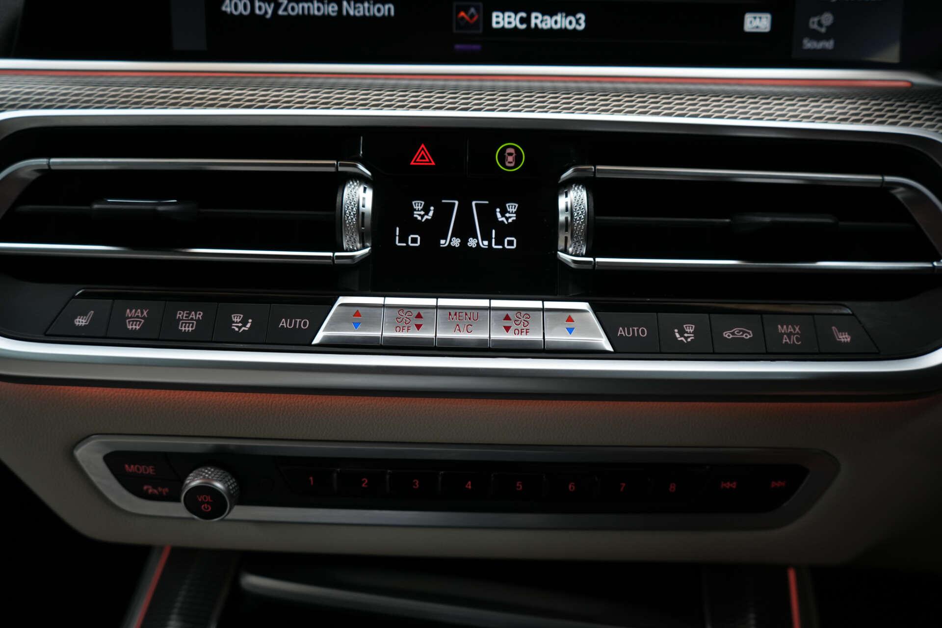 BMW X5 view 28