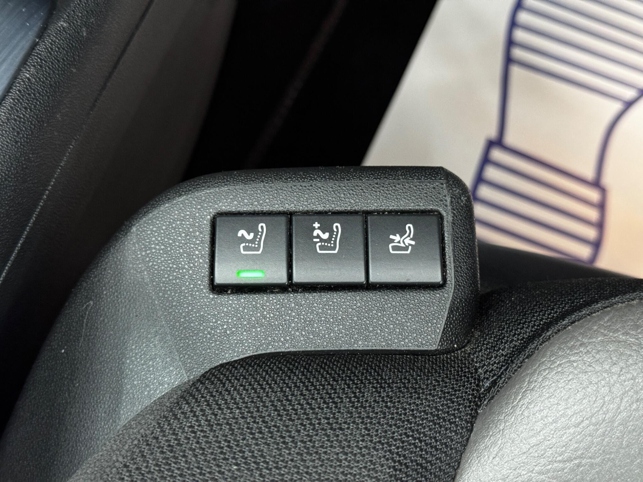 Citroen Grand C4 Spacetourer view 27