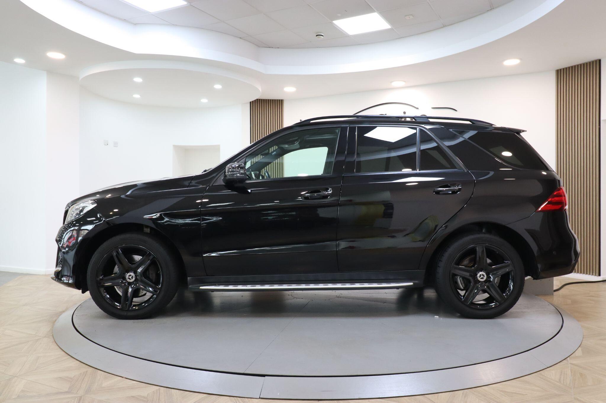 Mercedes-Benz Gle view 9