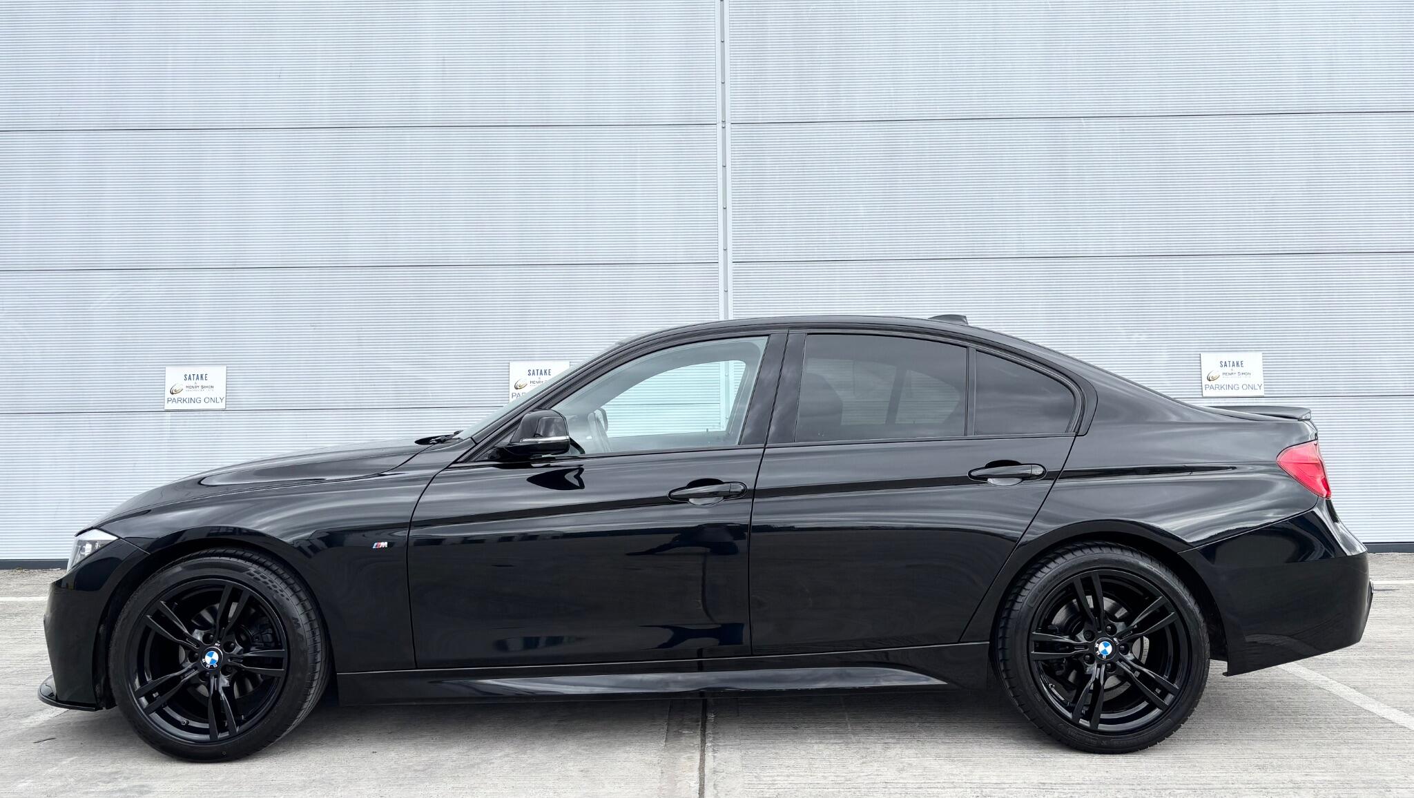BMW 3 Series view 8