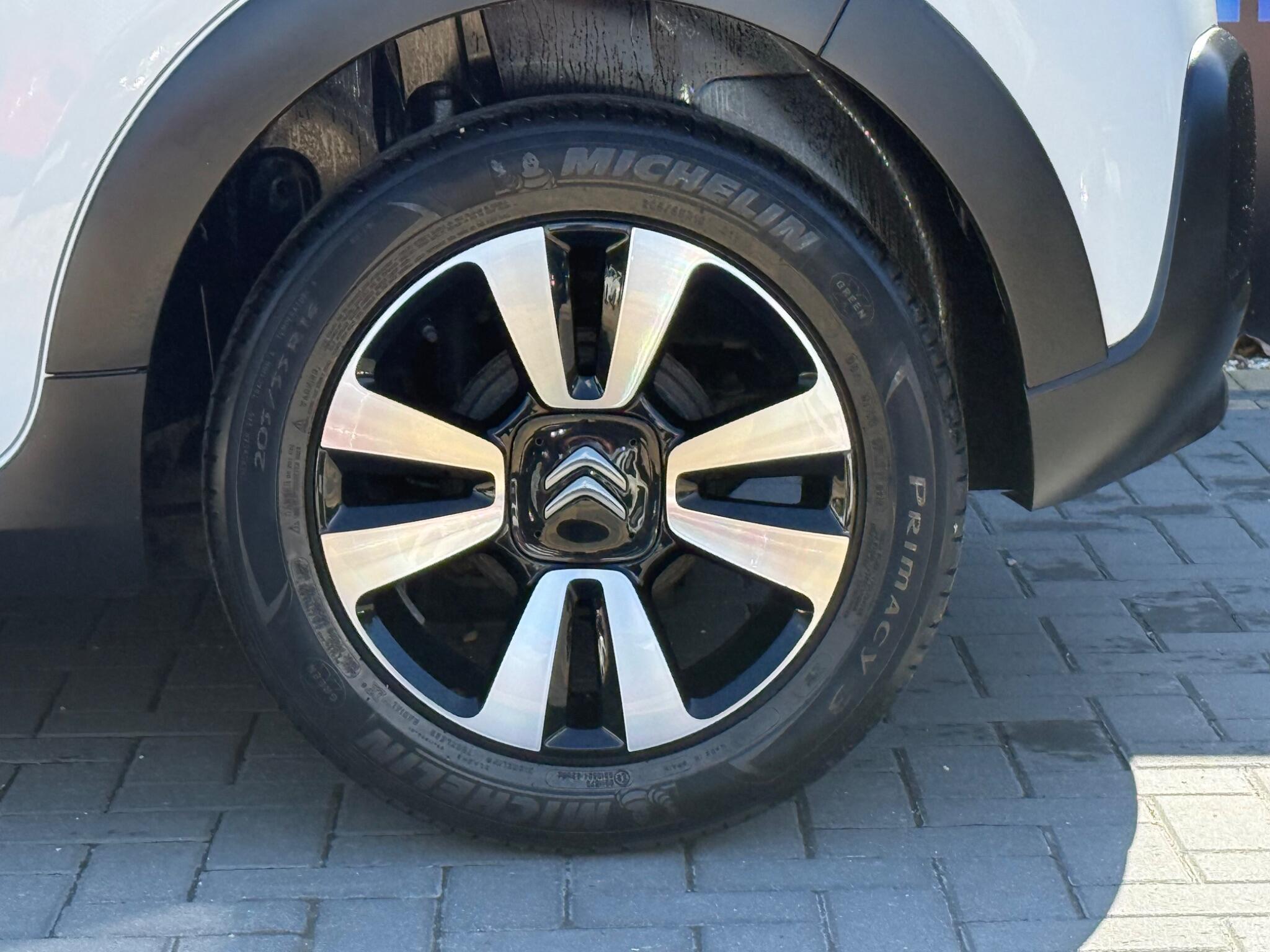 Citroen C3 view 14