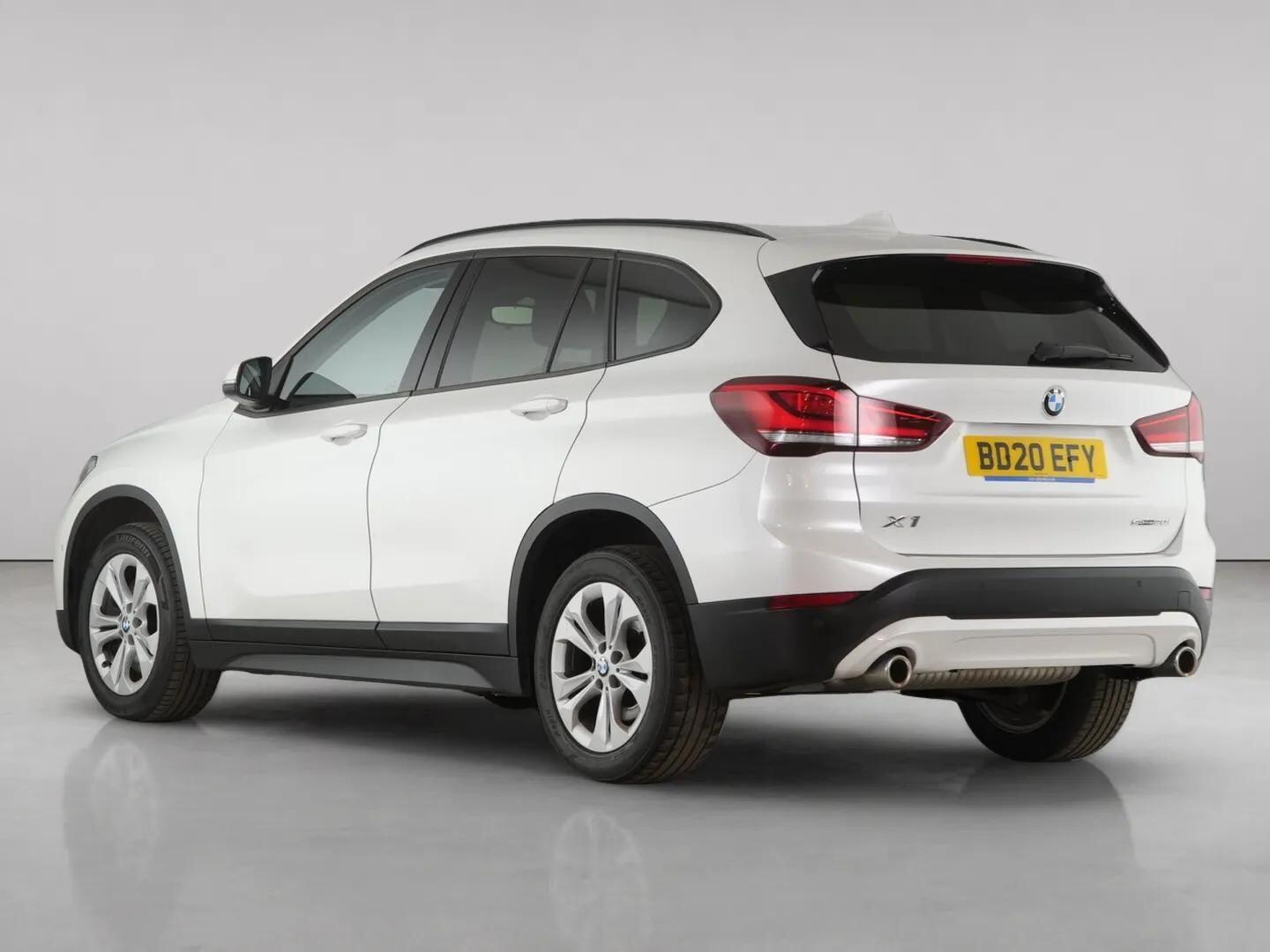 BMW X1 view 9