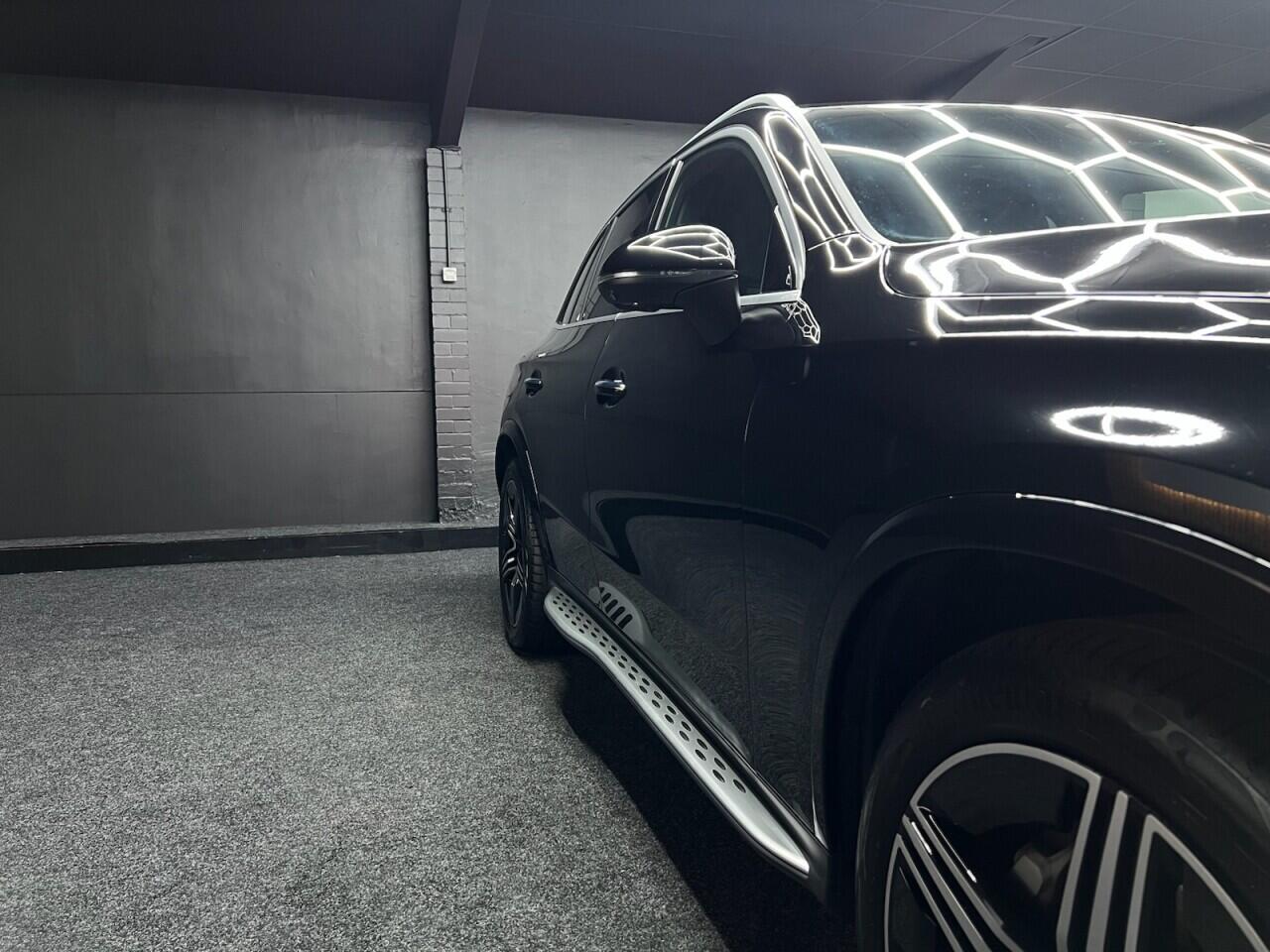Mercedes-Benz GLC view 18