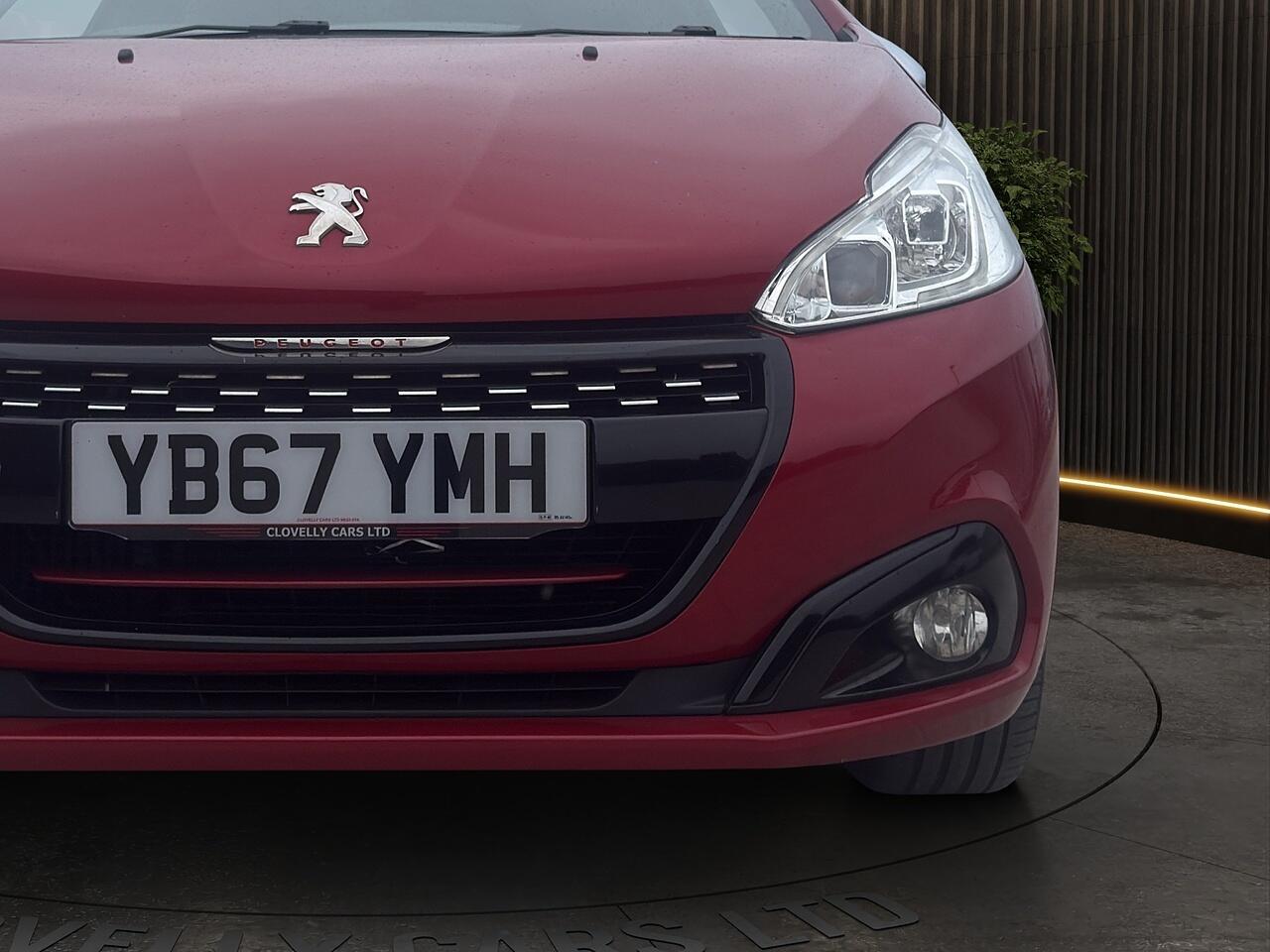 Peugeot 208 view 27