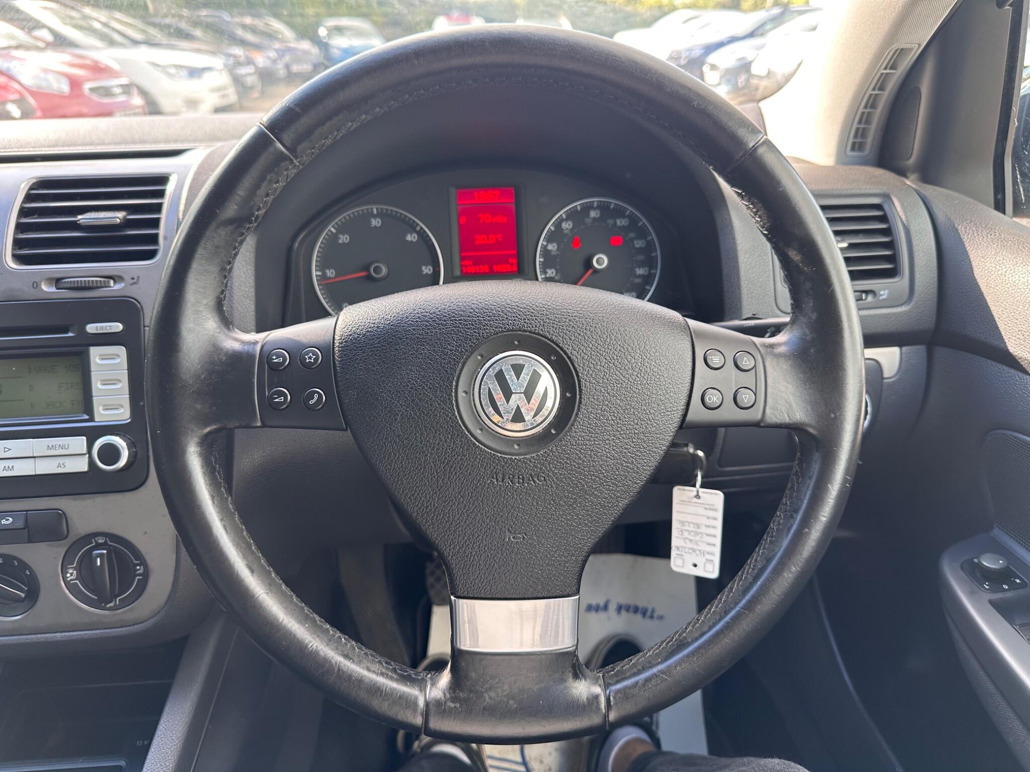 Volkswagen Golf view 23
