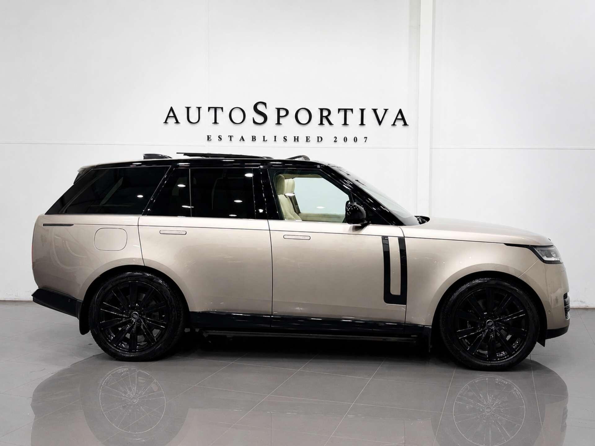 Land Rover Range Rover view 3