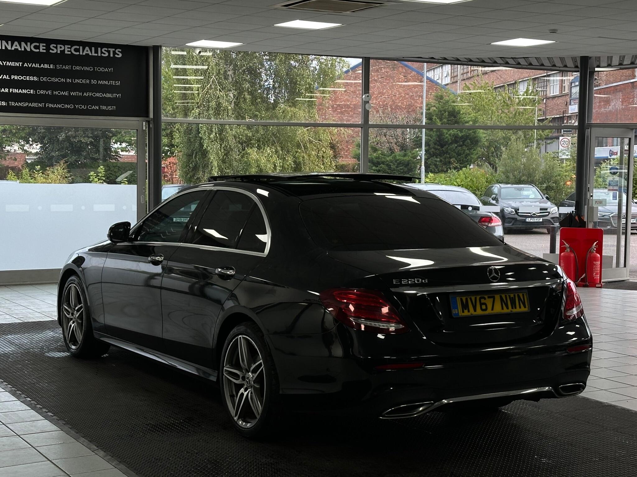 Mercedes-Benz E Class view 9