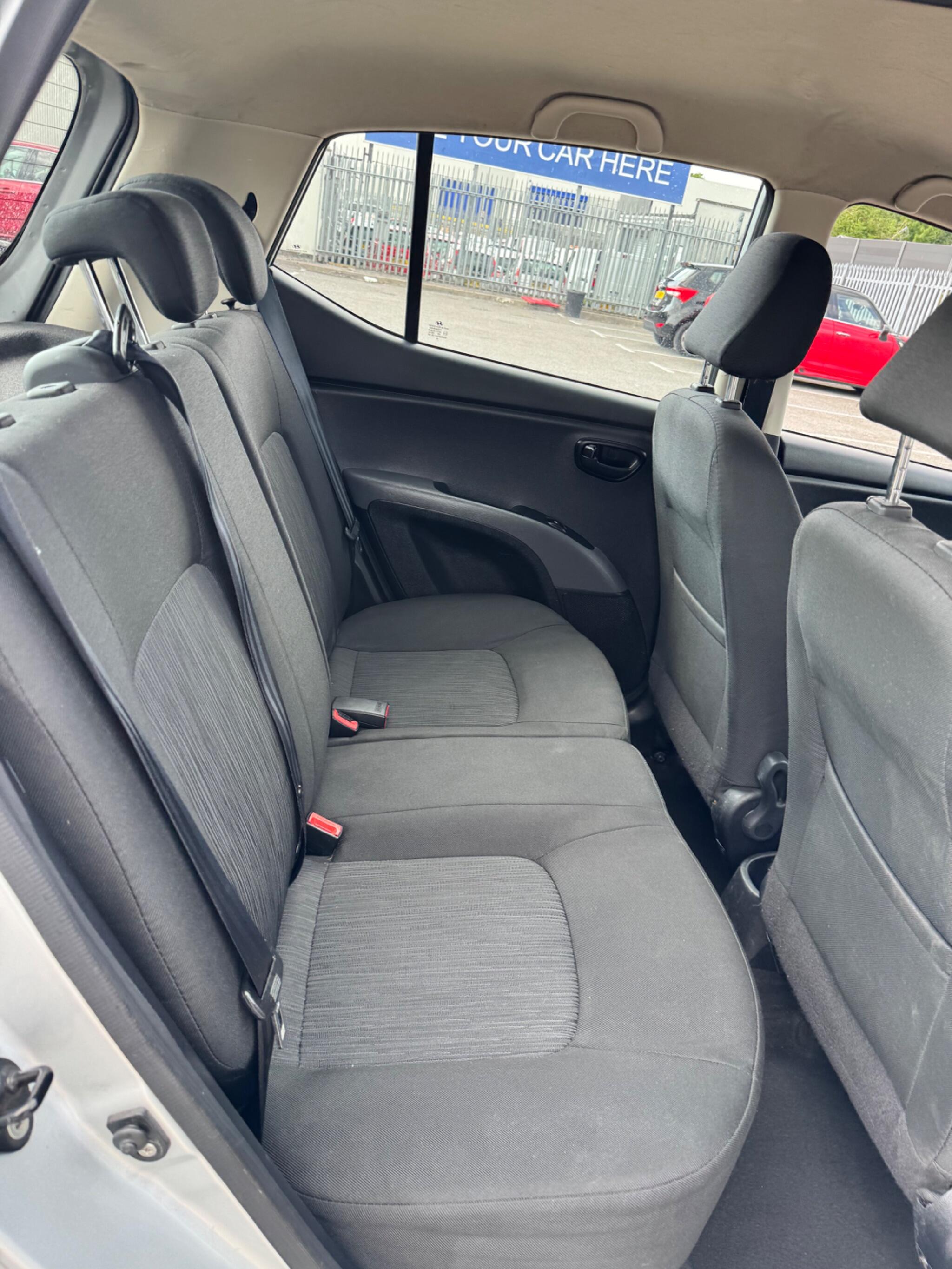 Hyundai I10 view 29