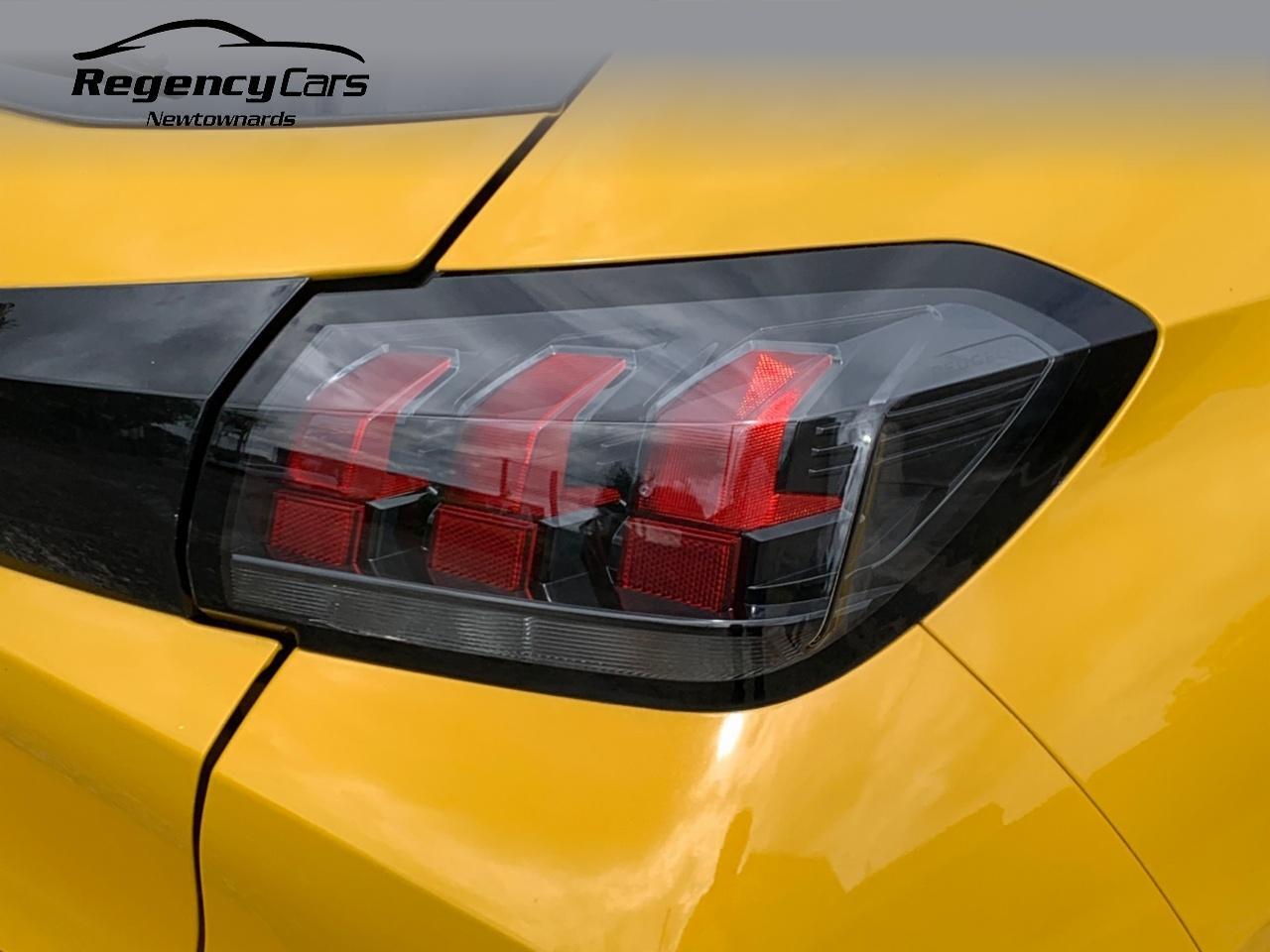 Peugeot 208 view 40