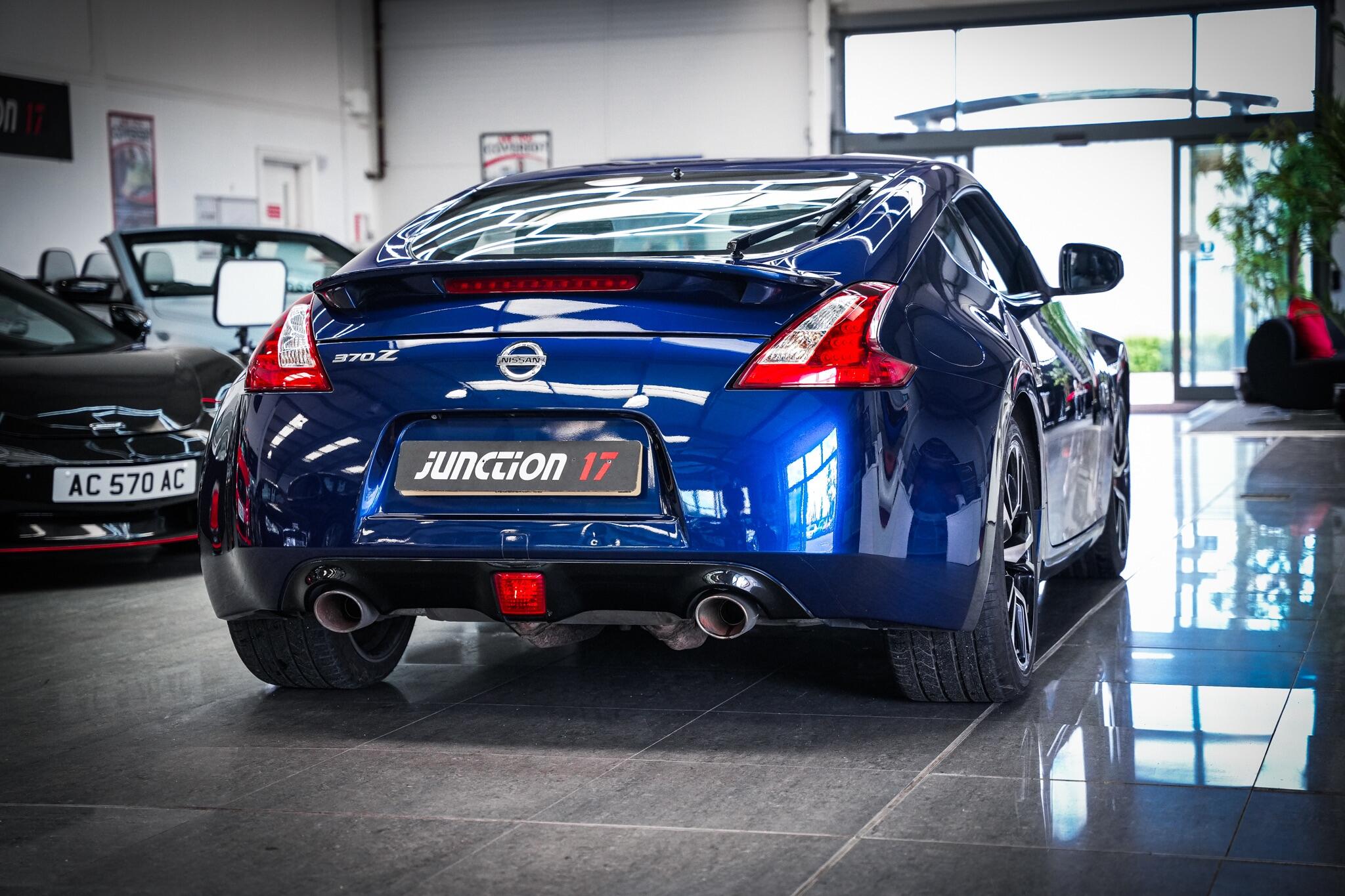 Nissan 370z view 15