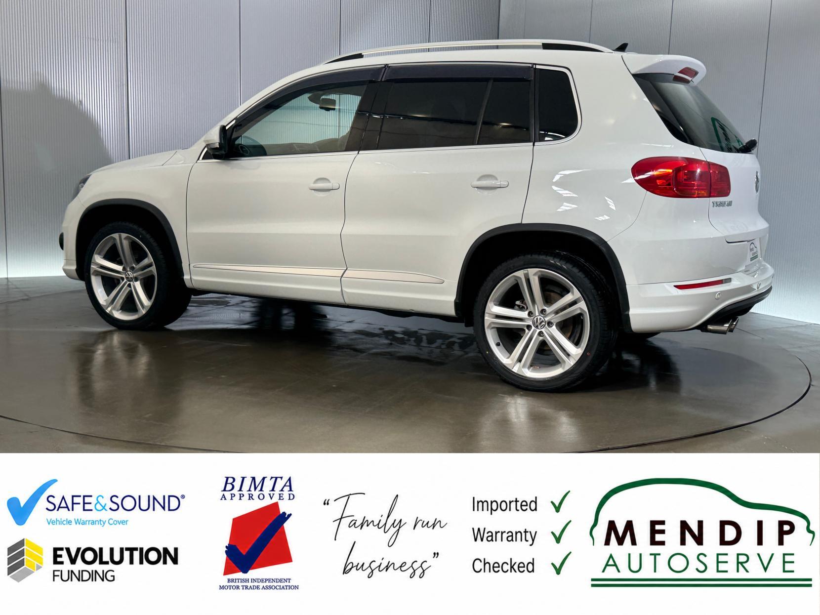 Volkswagen Tiguan view 13