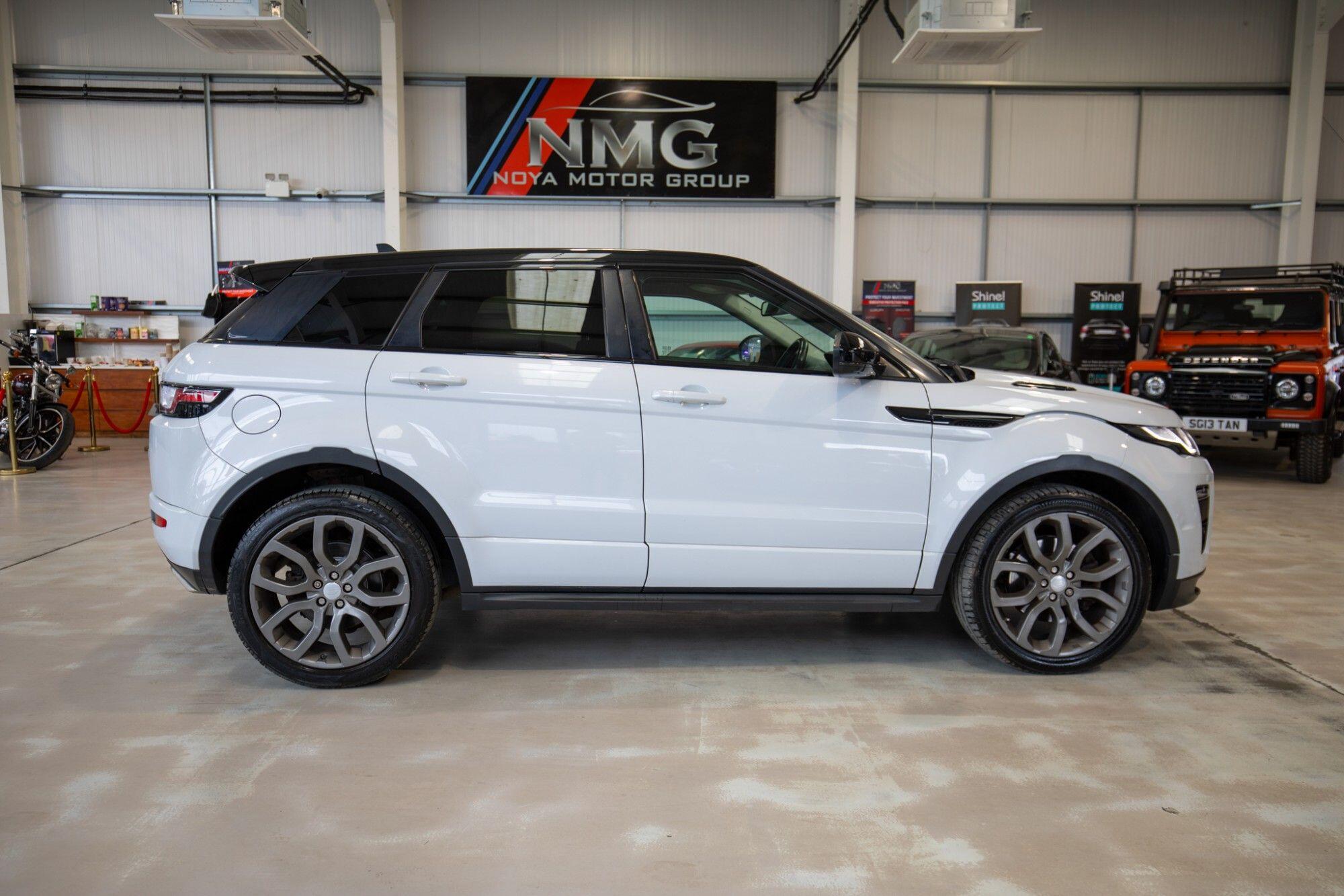 Land Rover Range Rover Evoque view 39