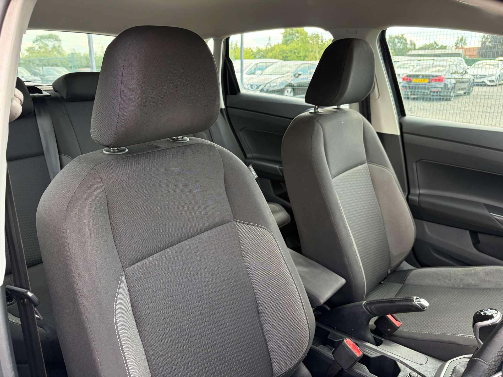 Volkswagen Polo view 35