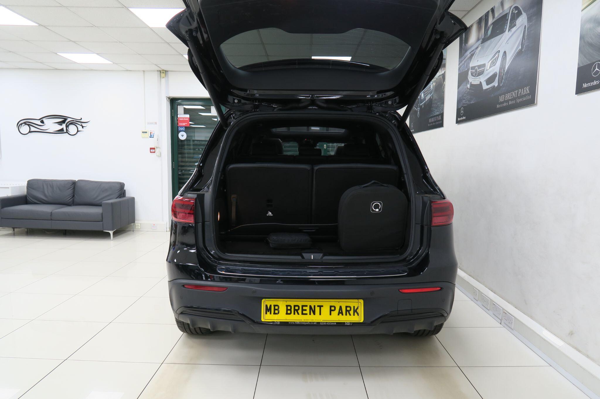 Mercedes-Benz EQB view 20