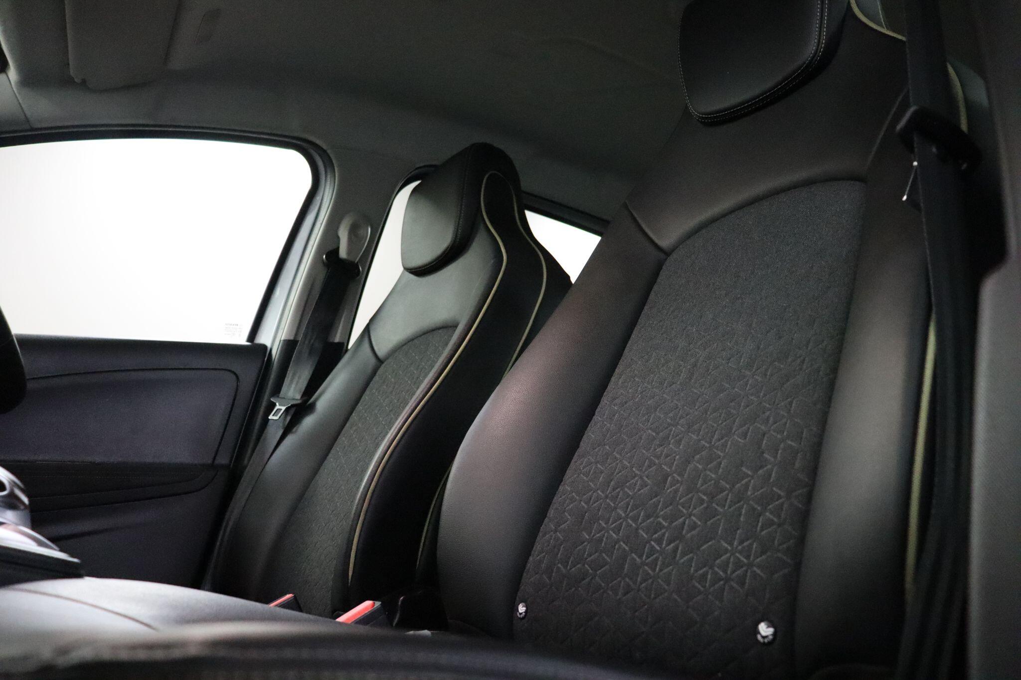 Renault Zoe view 35