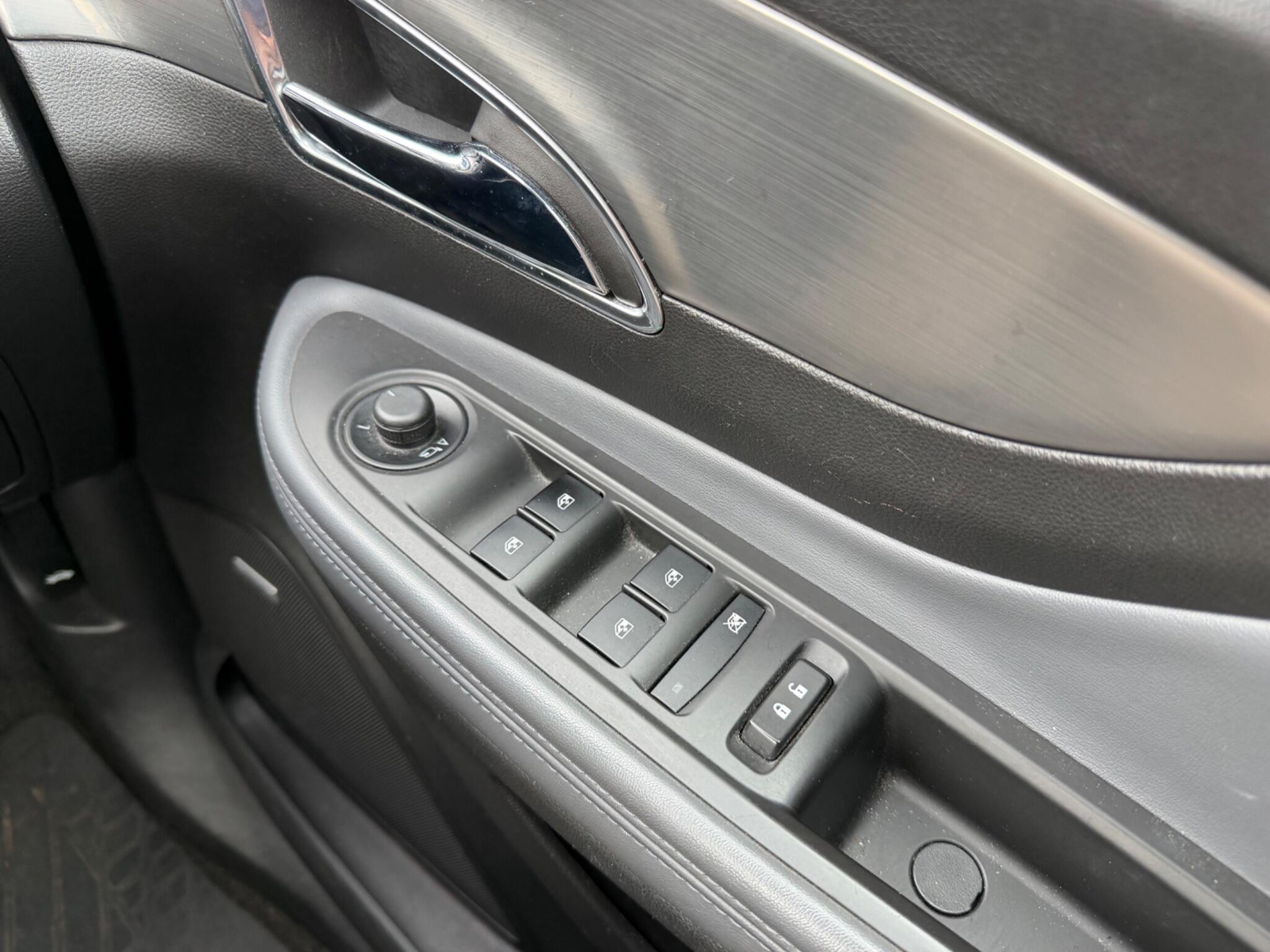 Vauxhall Mokka view 37