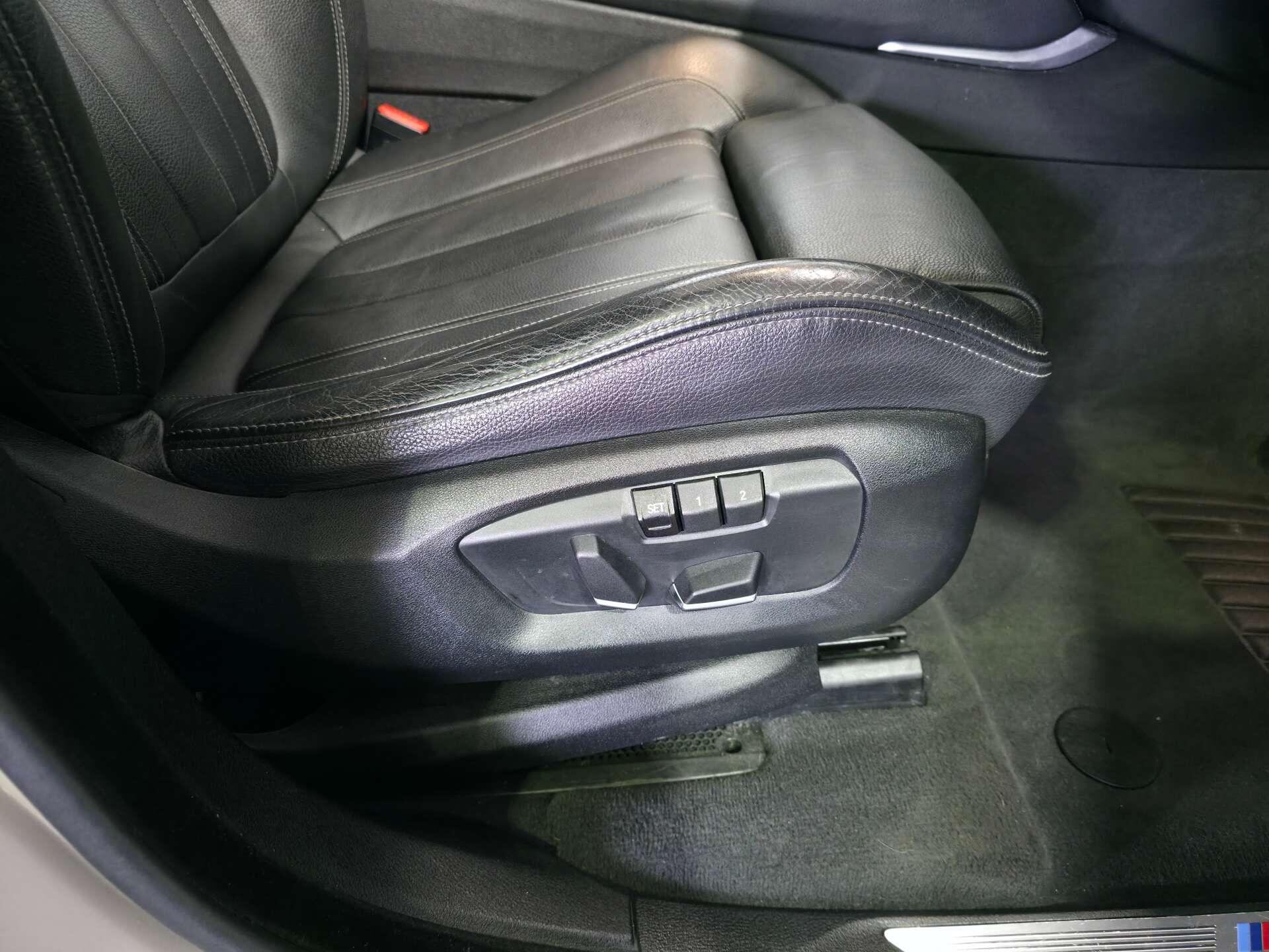 BMW X6 view 15