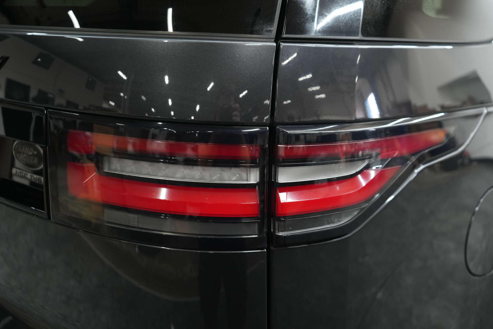 Land Rover Discovery 3 view 10